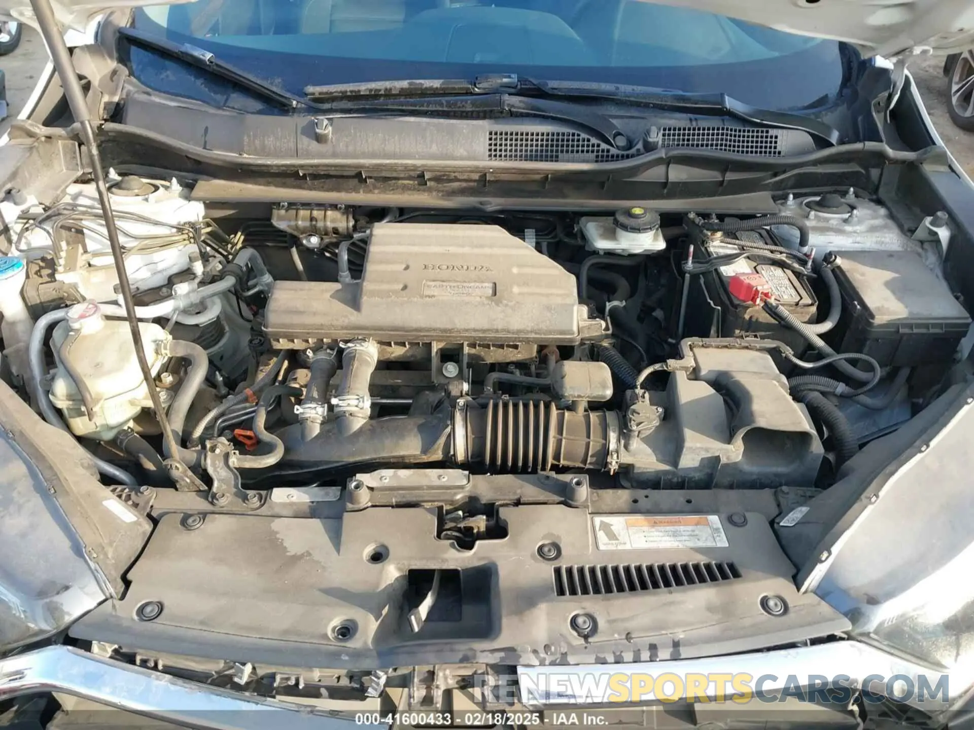 10 Photograph of a damaged car 5J6RW1H56KA029828 HONDA CR-V 2019