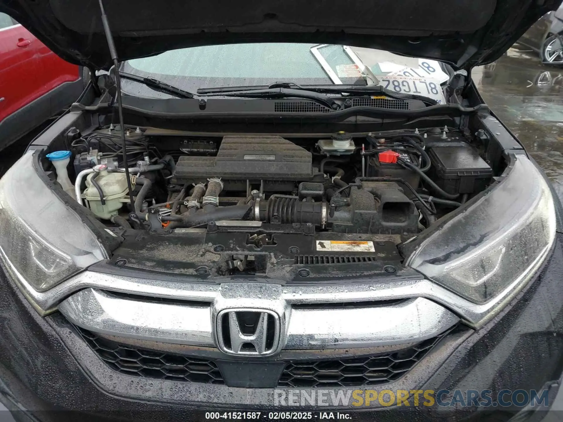 10 Photograph of a damaged car 5J6RW1H57KA016909 HONDA CR-V 2019