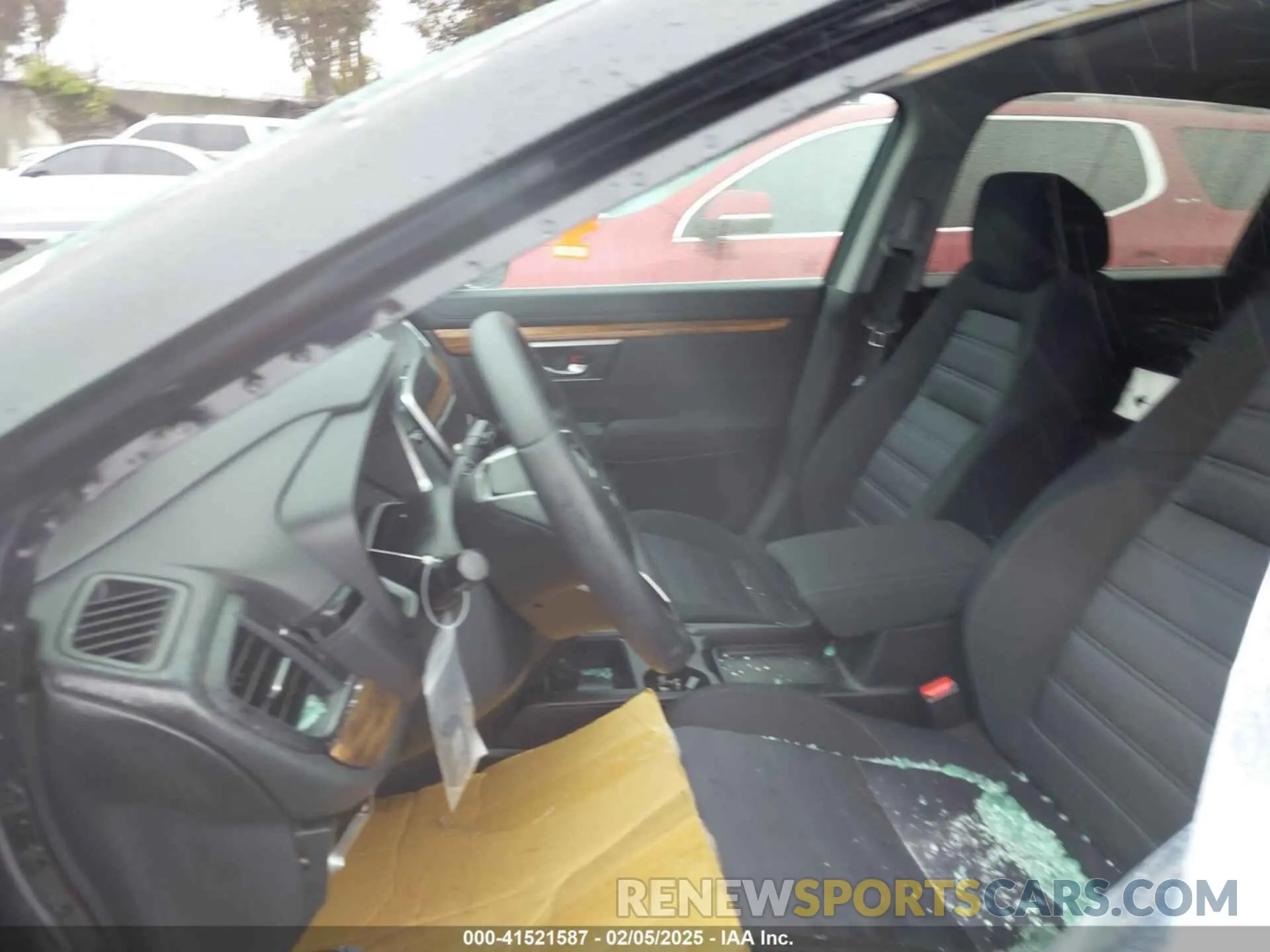 6 Photograph of a damaged car 5J6RW1H57KA016909 HONDA CR-V 2019