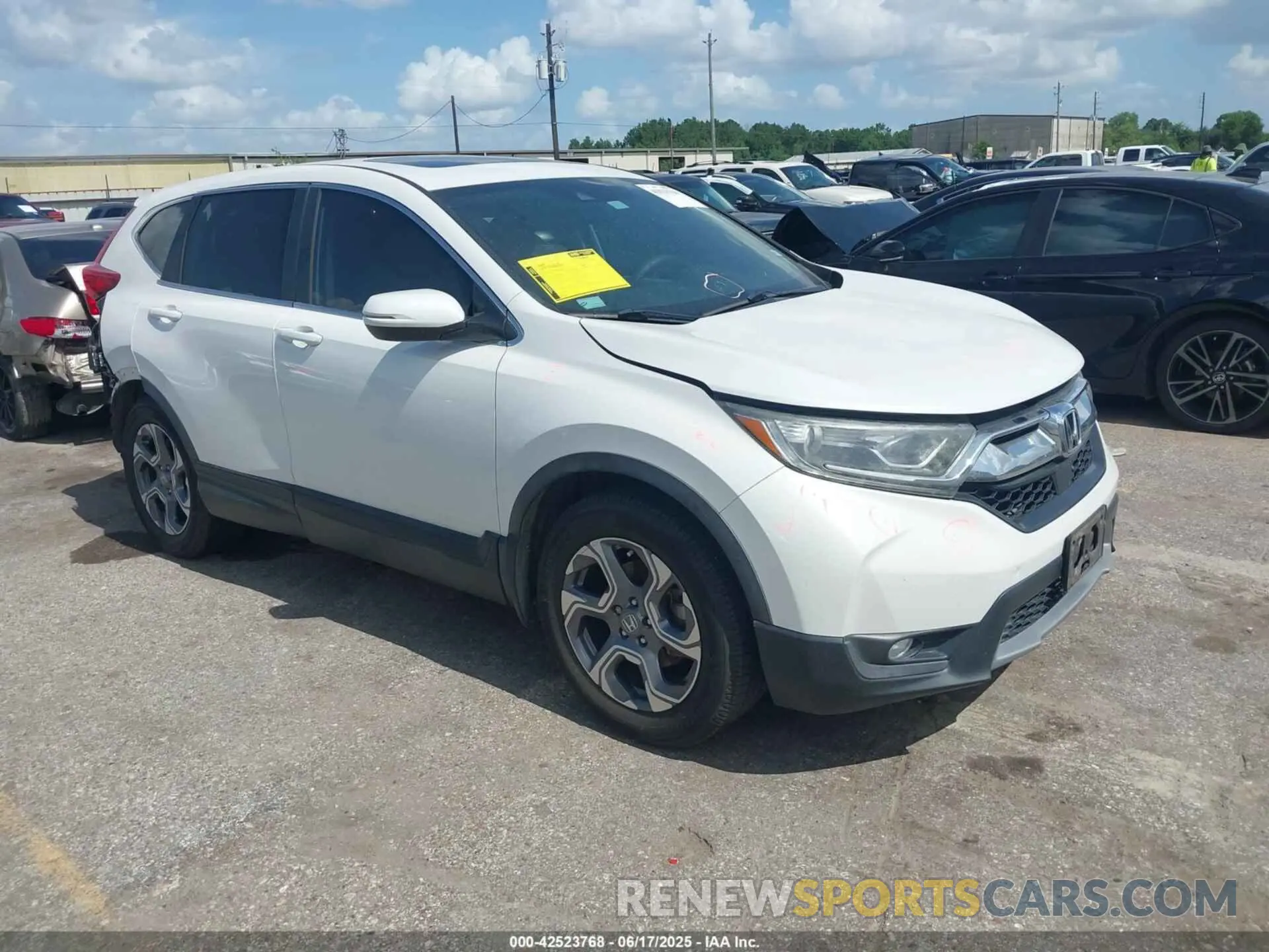 1 Photograph of a damaged car 5J6RW1H57KA024041 HONDA CR-V 2019