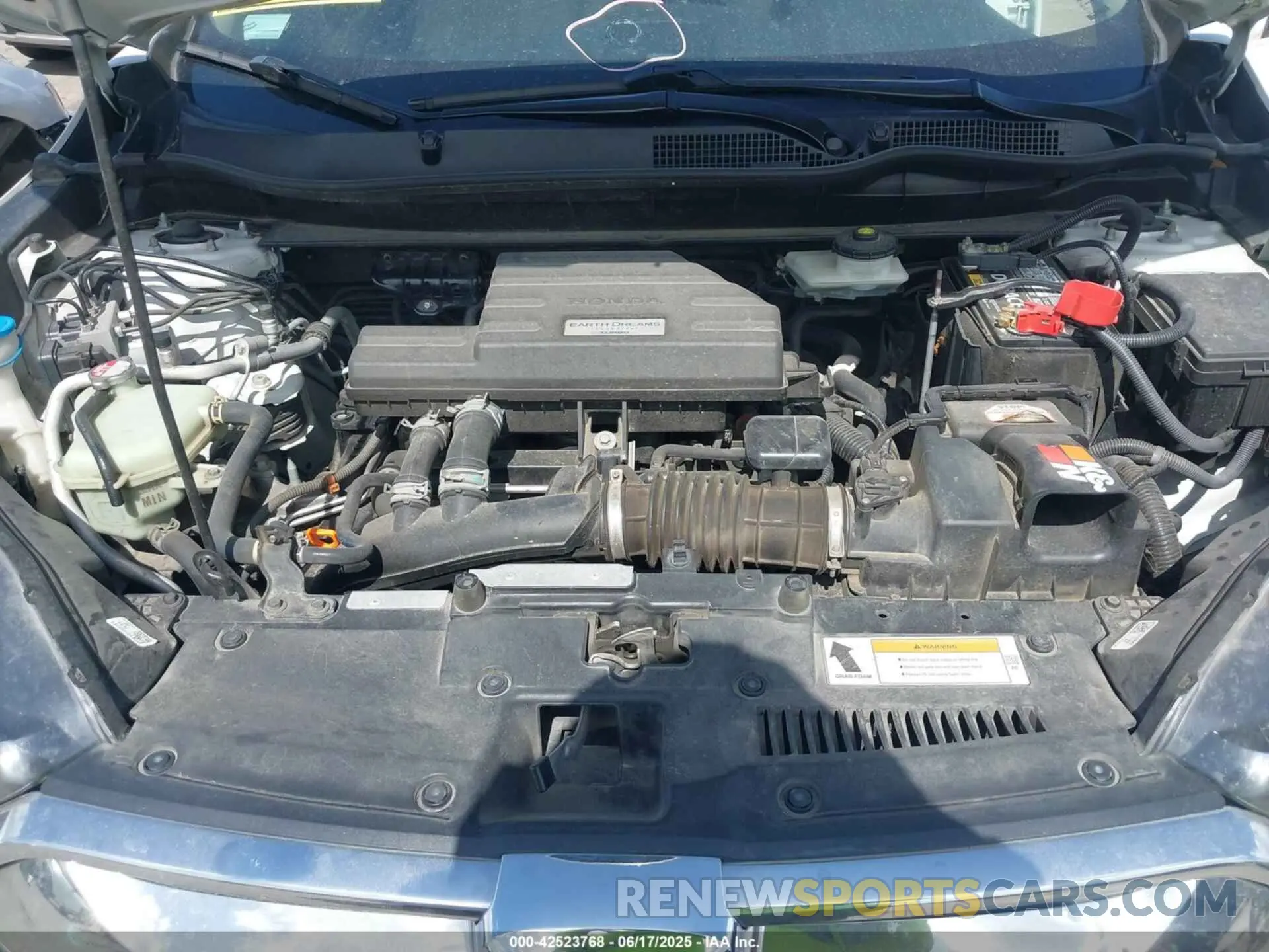 10 Photograph of a damaged car 5J6RW1H57KA024041 HONDA CR-V 2019