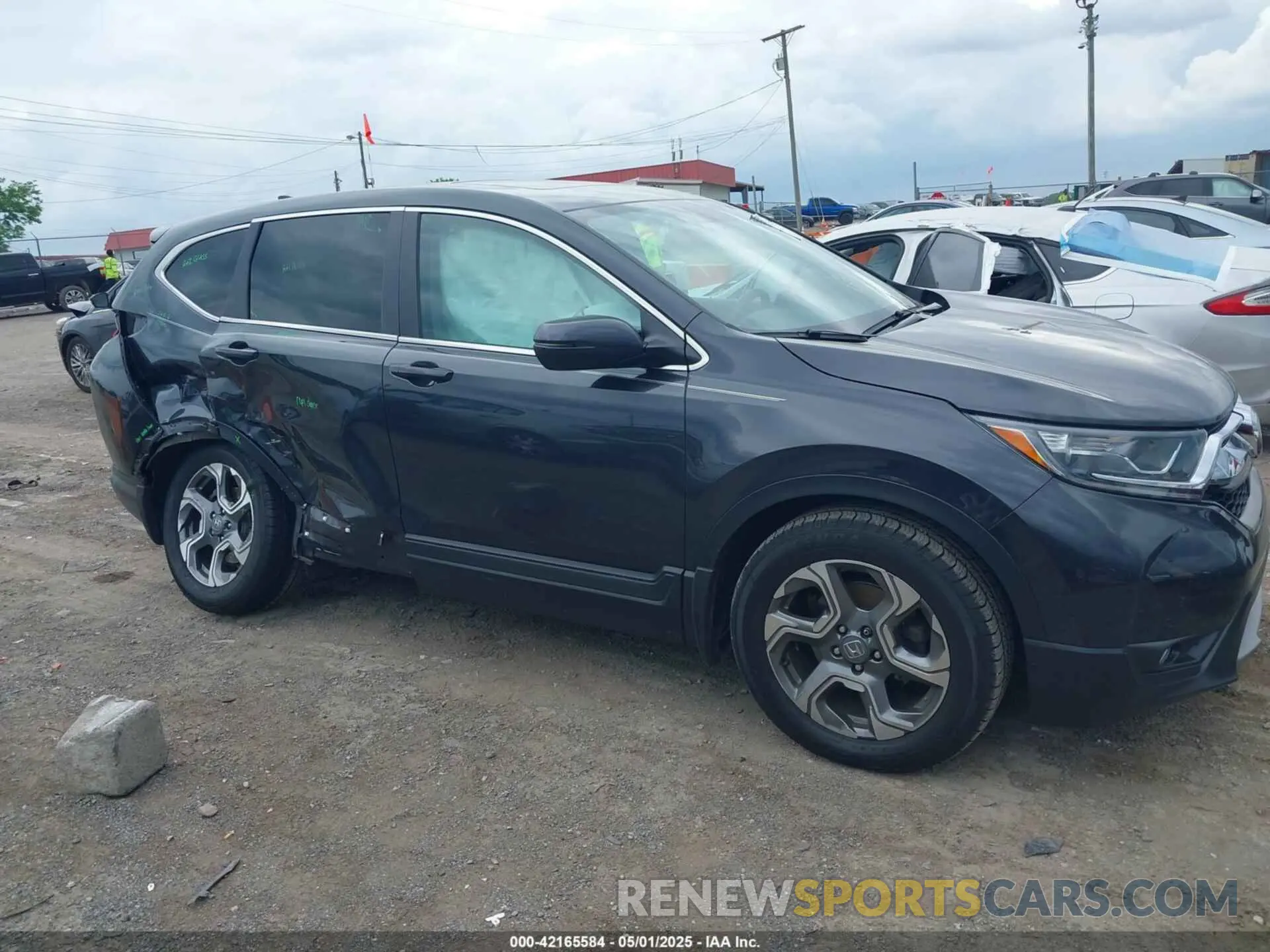 13 Photograph of a damaged car 5J6RW1H57KA035640 HONDA CR-V 2019
