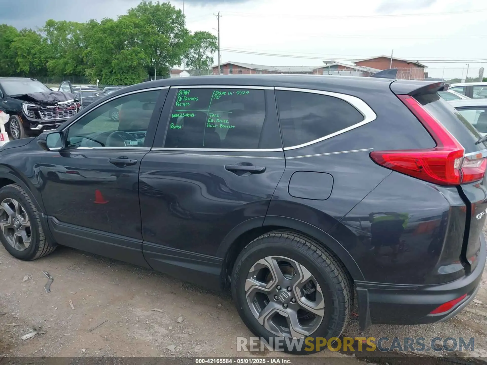 14 Photograph of a damaged car 5J6RW1H57KA035640 HONDA CR-V 2019