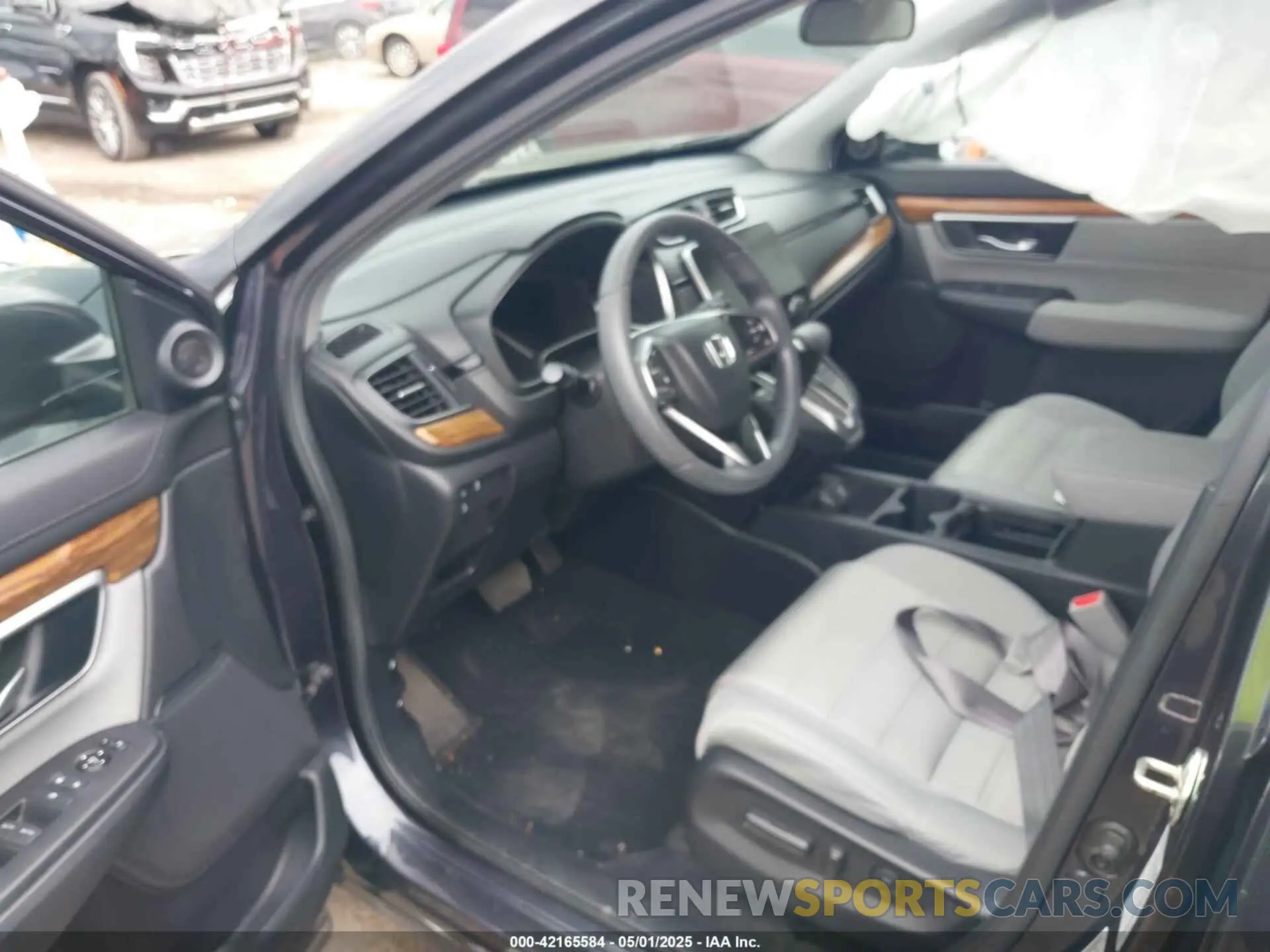 5 Photograph of a damaged car 5J6RW1H57KA035640 HONDA CR-V 2019