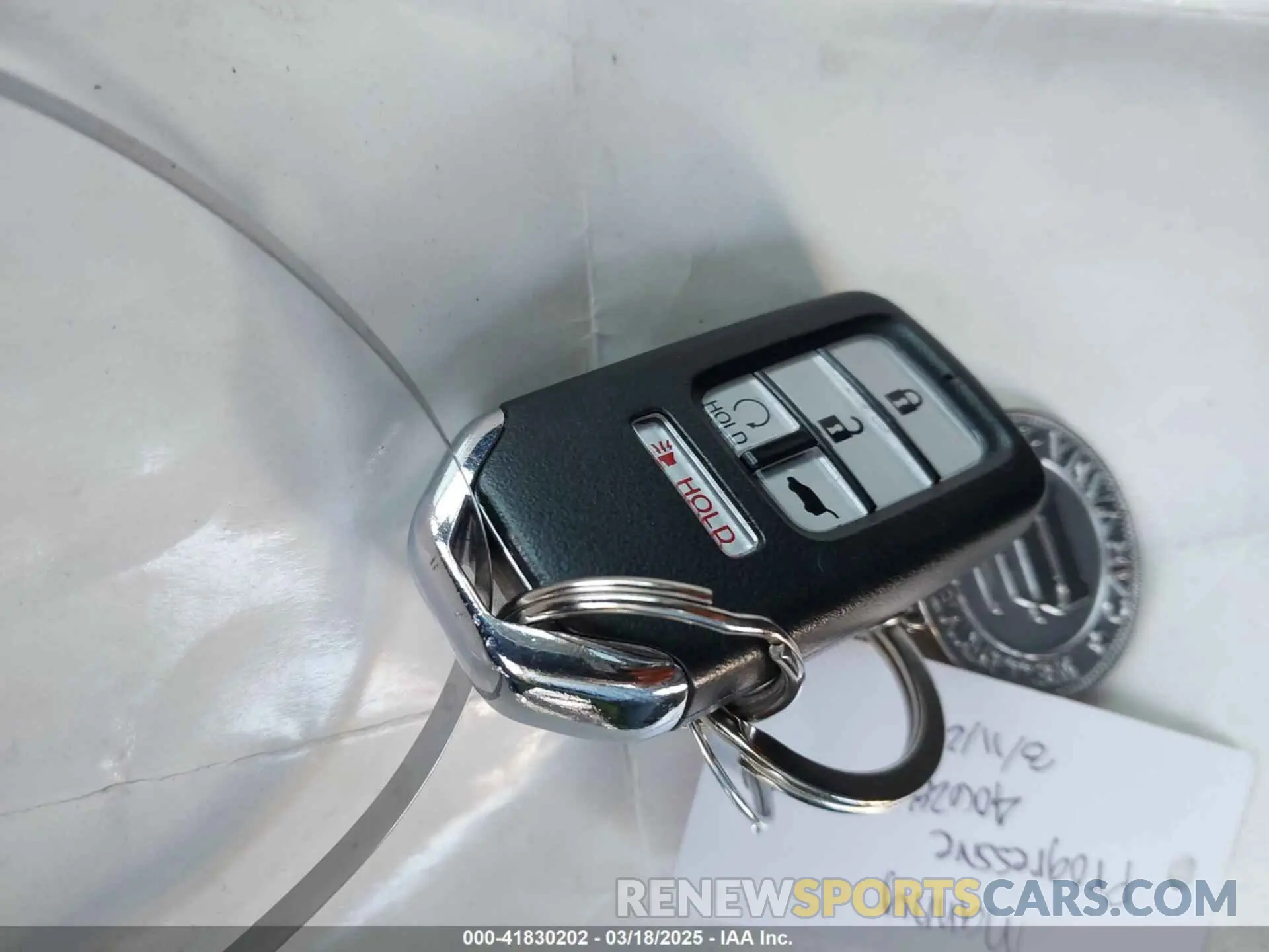 11 Photograph of a damaged car 5J6RW1H59KA012571 HONDA CR-V 2019