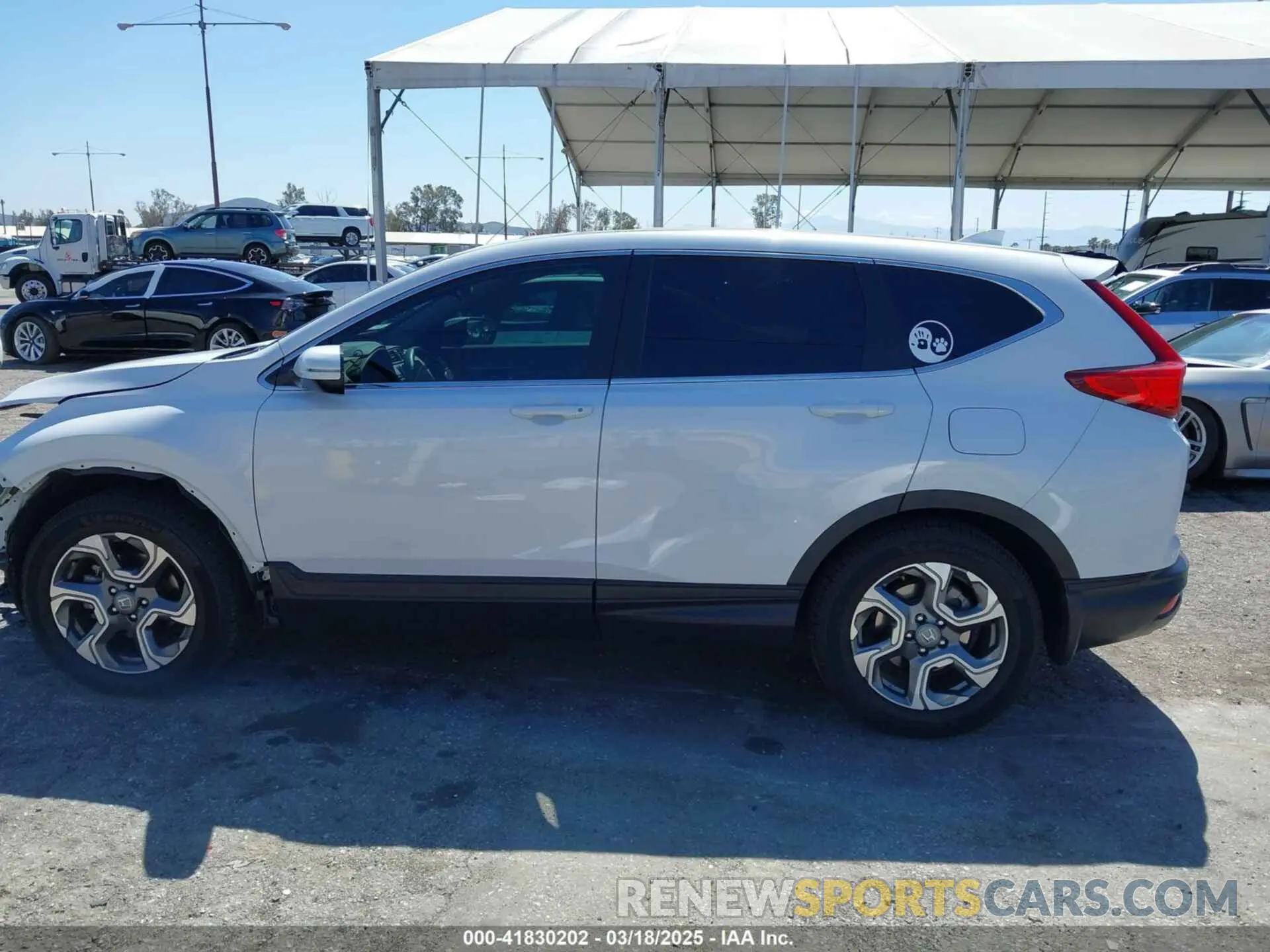 15 Photograph of a damaged car 5J6RW1H59KA012571 HONDA CR-V 2019