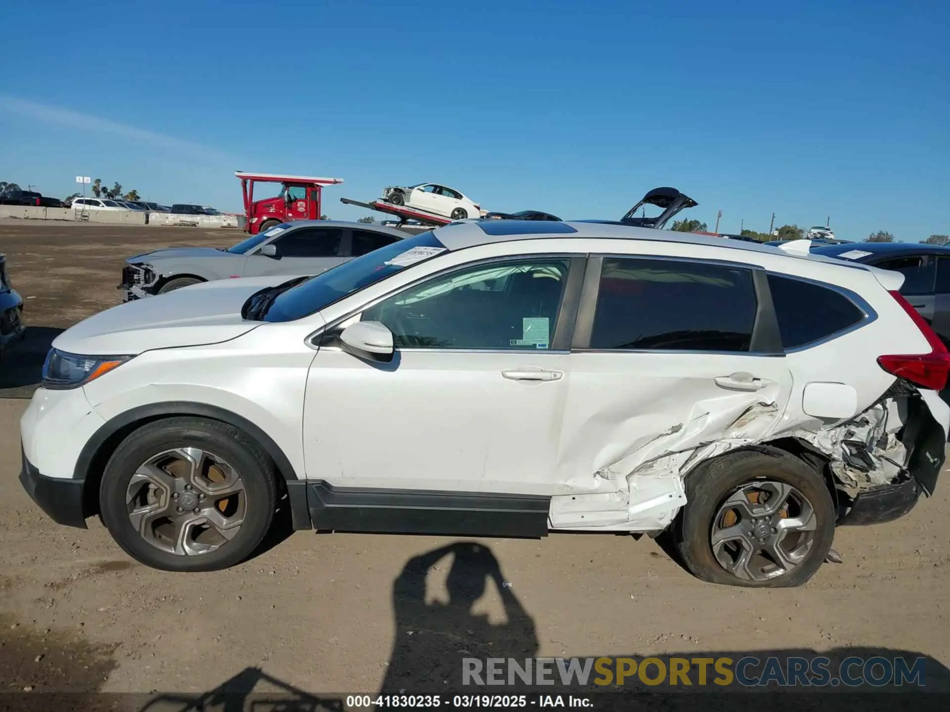 13 Photograph of a damaged car 5J6RW1H59KA034232 HONDA CR-V 2019