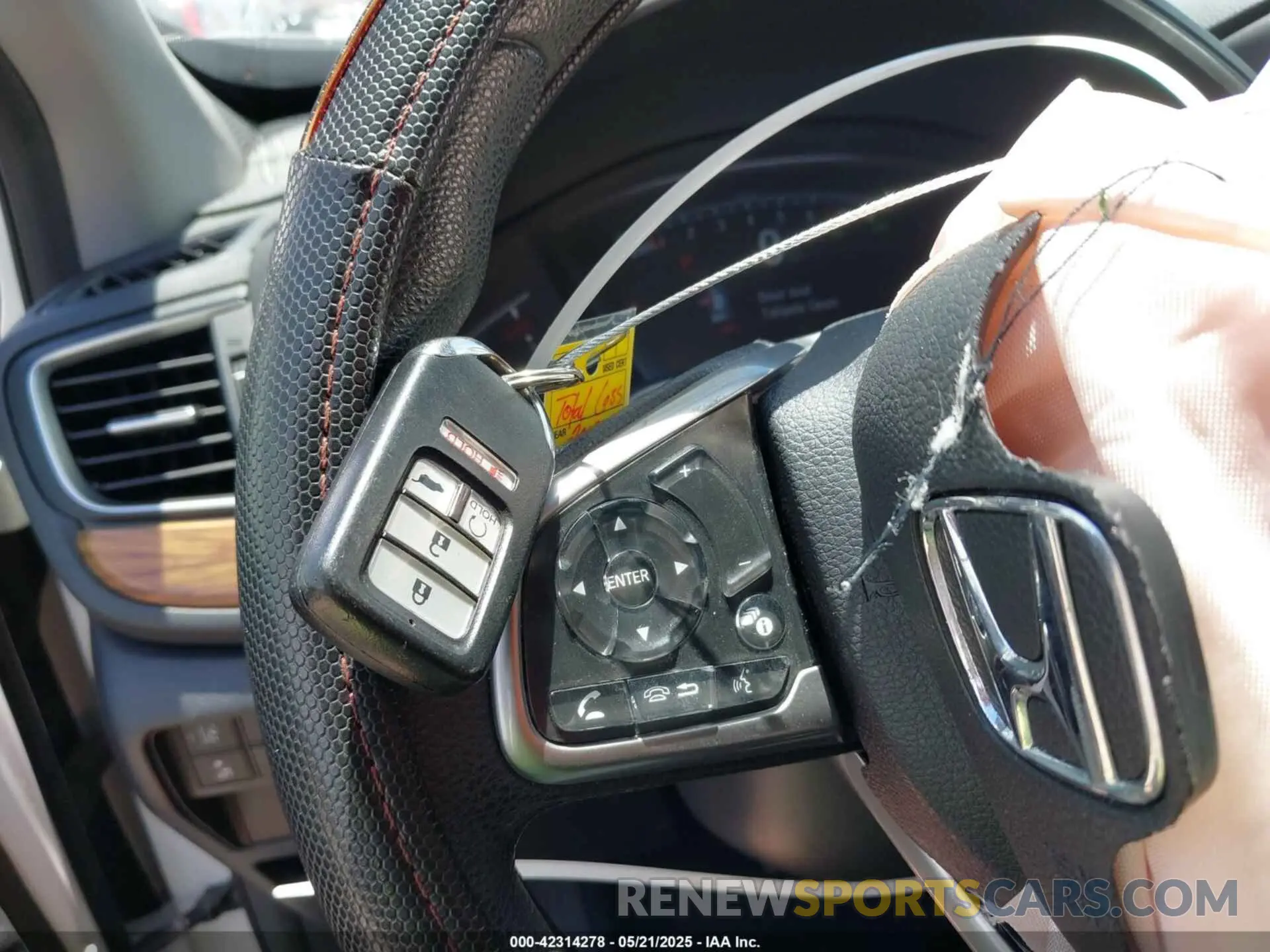 11 Photograph of a damaged car 5J6RW1H5XKA030559 HONDA CR-V 2019