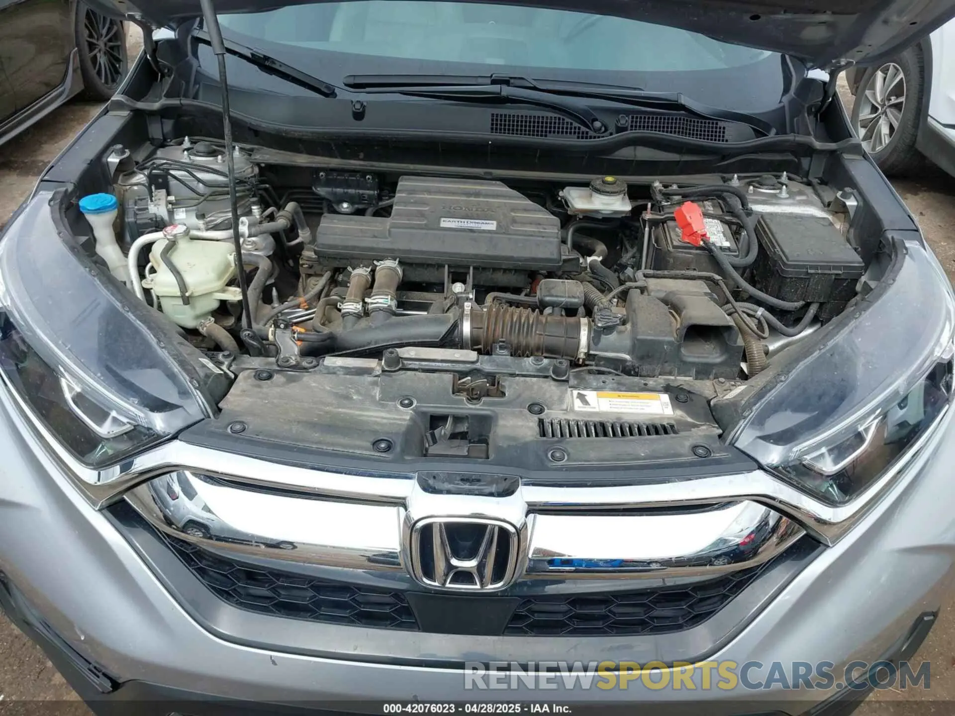 10 Photograph of a damaged car 5J6RW1H80KA021010 HONDA CR-V 2019
