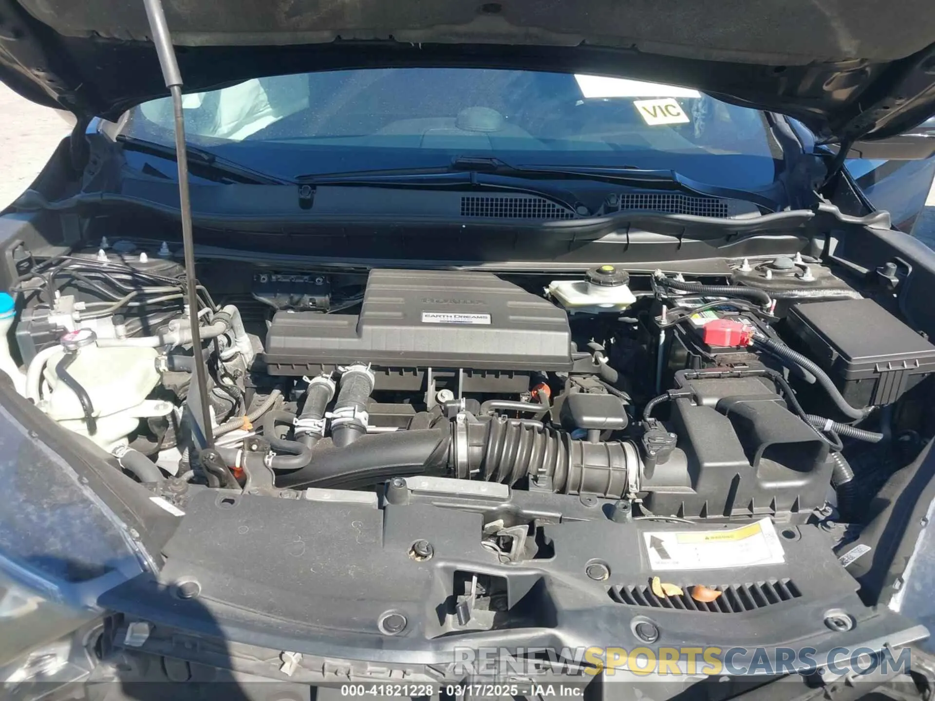 10 Photograph of a damaged car 5J6RW1H82KA015922 HONDA CR-V 2019