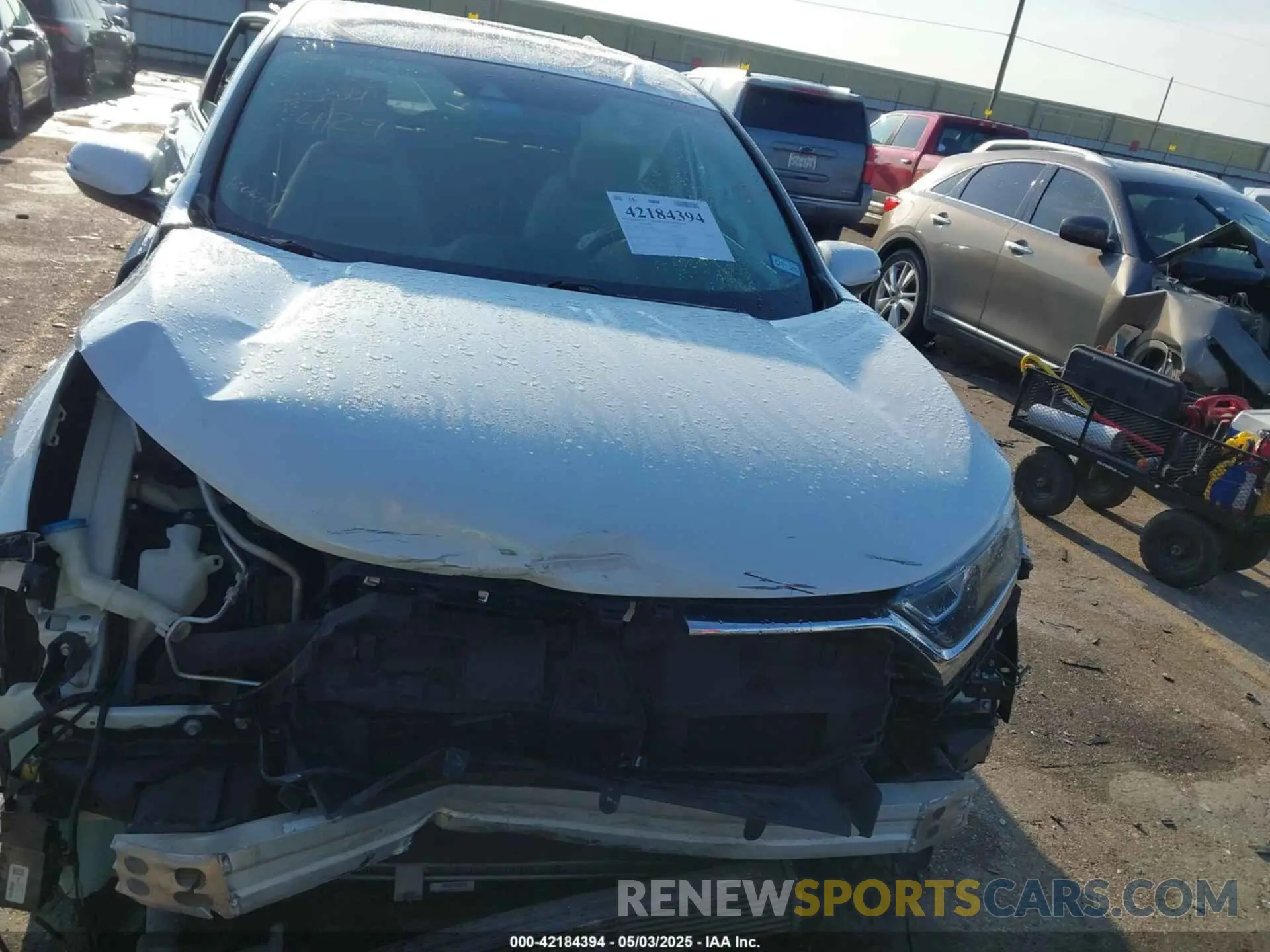 13 Photograph of a damaged car 5J6RW1H82KA017900 HONDA CR-V 2019