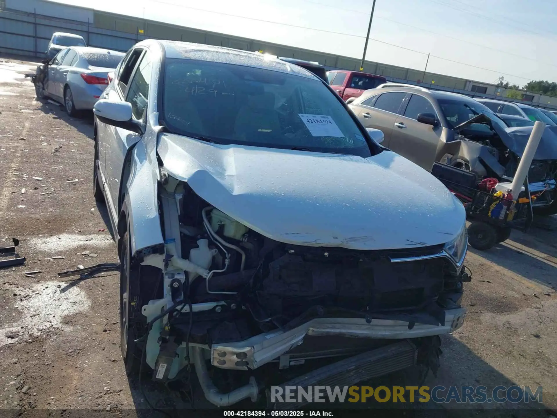 6 Photograph of a damaged car 5J6RW1H82KA017900 HONDA CR-V 2019