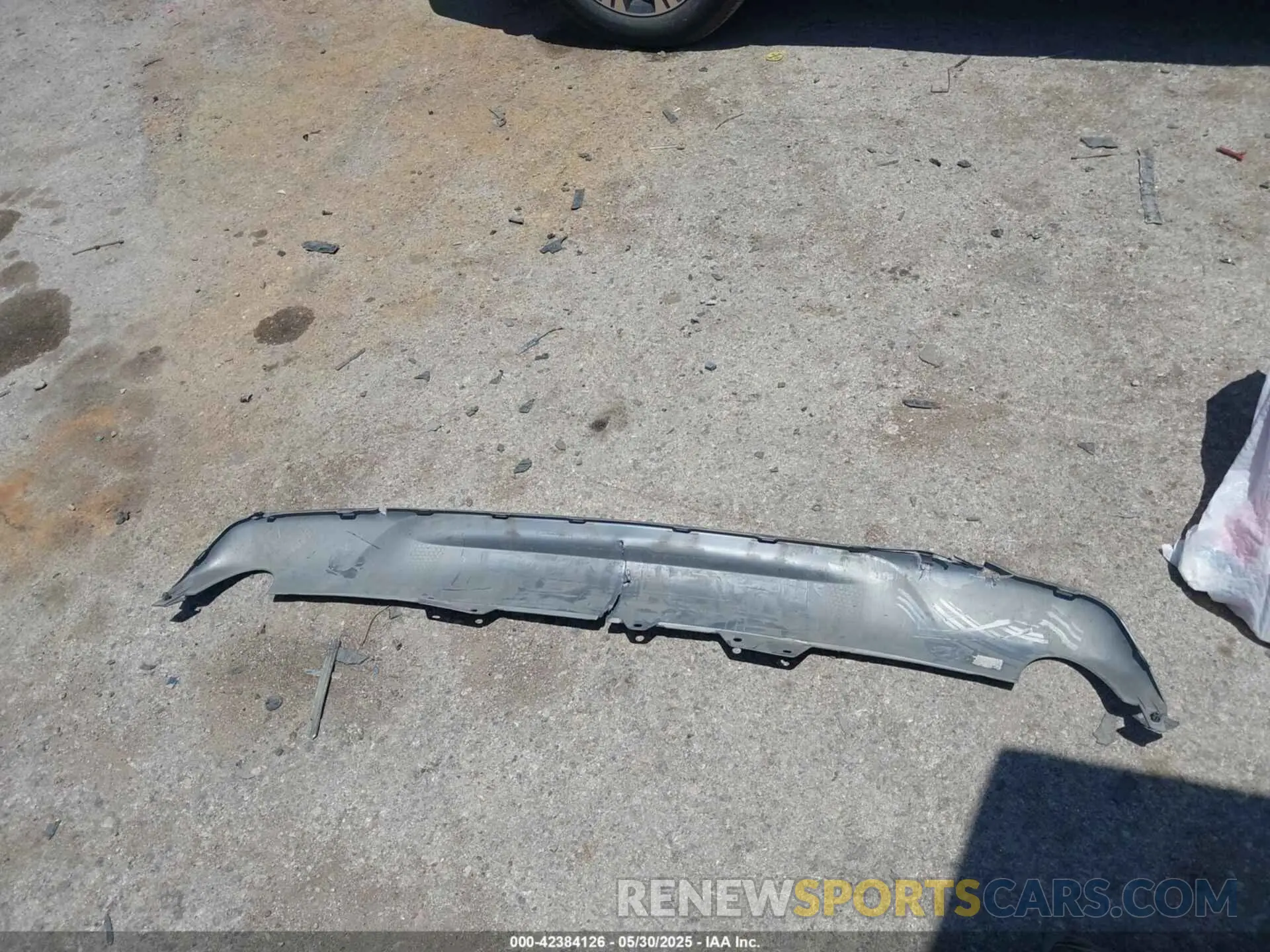 12 Photograph of a damaged car 5J6RW1H83KA037122 HONDA CR-V 2019