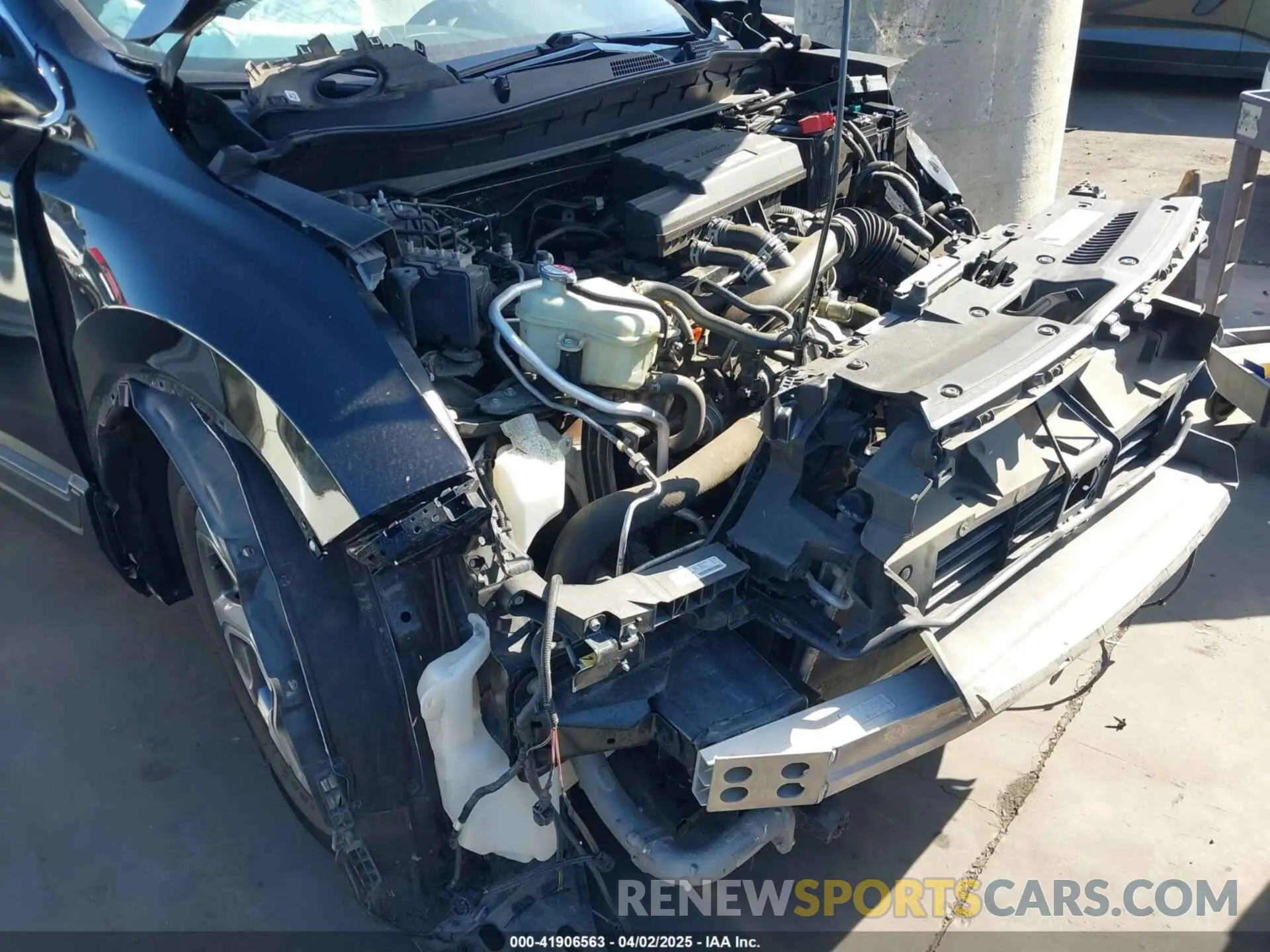 20 Photograph of a damaged car 5J6RW1H84KA001472 HONDA CR-V 2019