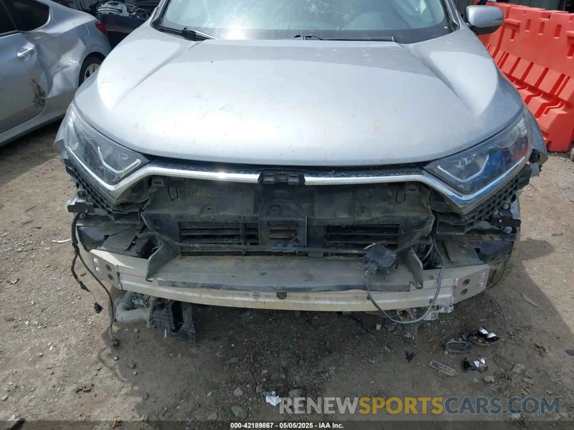 13 Photograph of a damaged car 5J6RW1H84KA017039 HONDA CR-V 2019