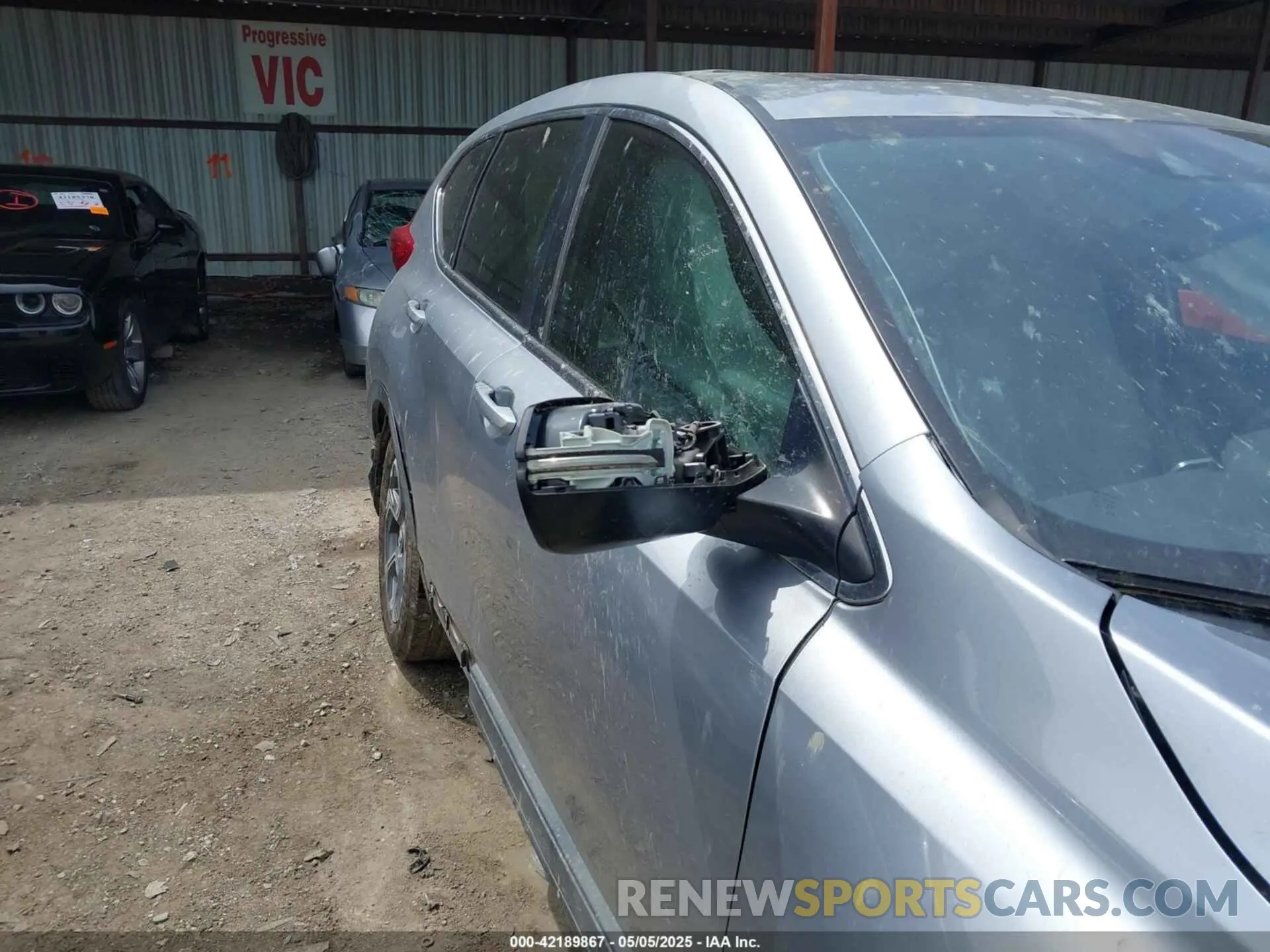 6 Photograph of a damaged car 5J6RW1H84KA017039 HONDA CR-V 2019