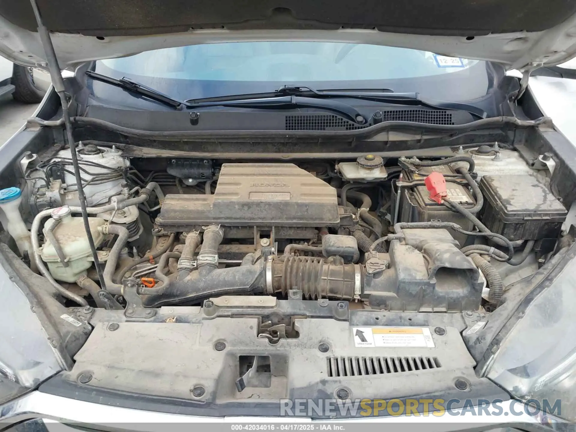 10 Photograph of a damaged car 5J6RW1H86KA008732 HONDA CR-V 2019