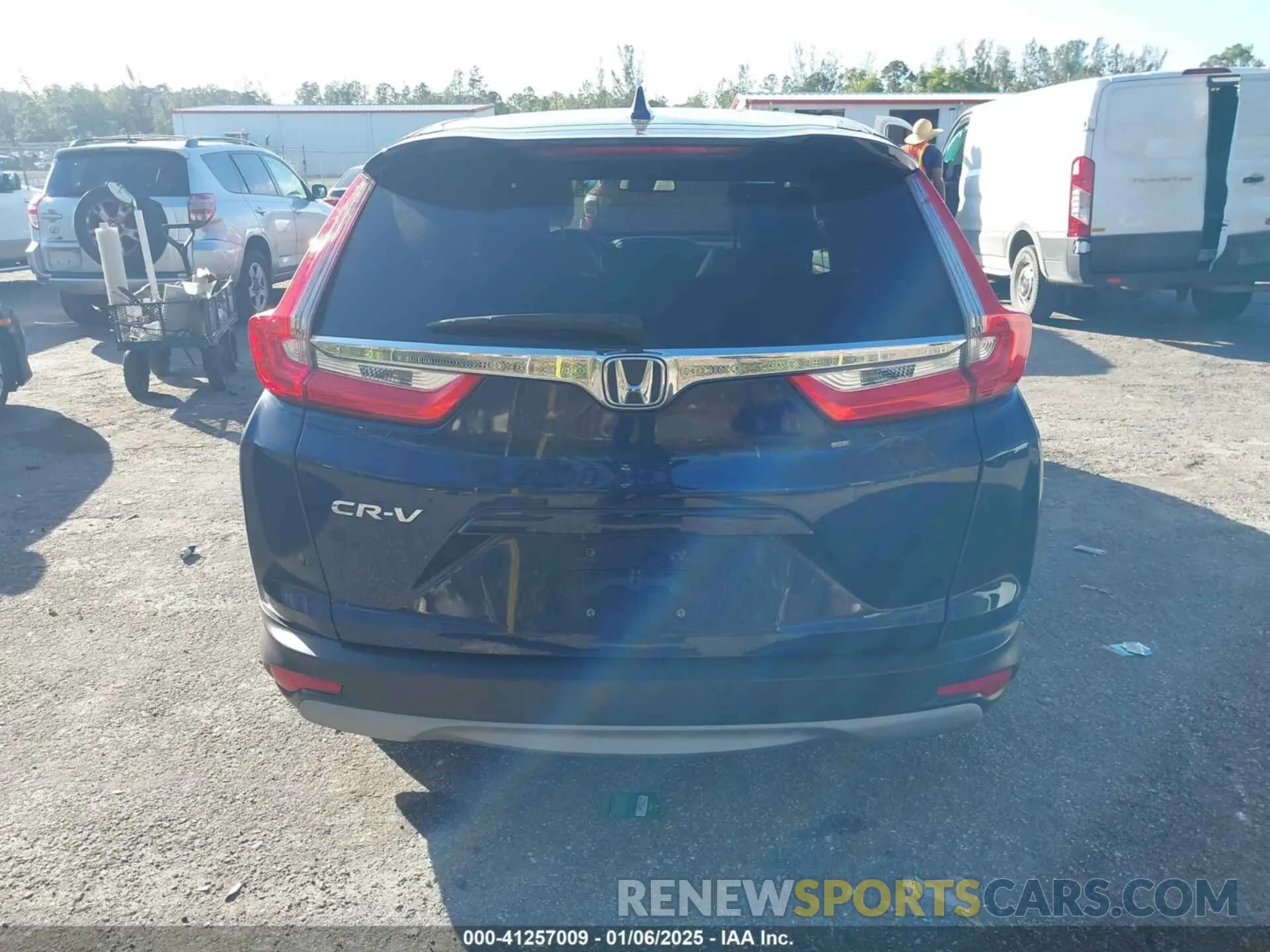 16 Photograph of a damaged car 5J6RW1H86KA039804 HONDA CR-V 2019