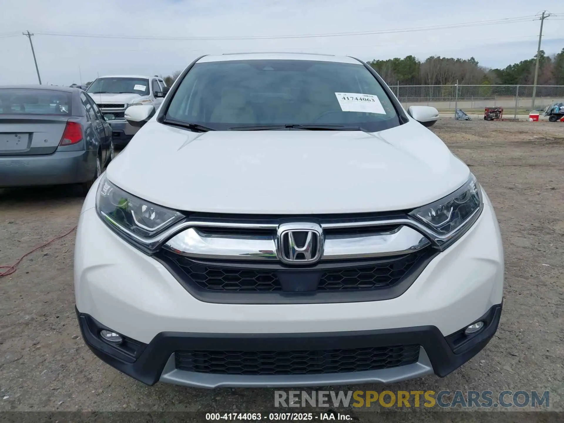 12 Photograph of a damaged car 5J6RW1H87KA026642 HONDA CR-V 2019