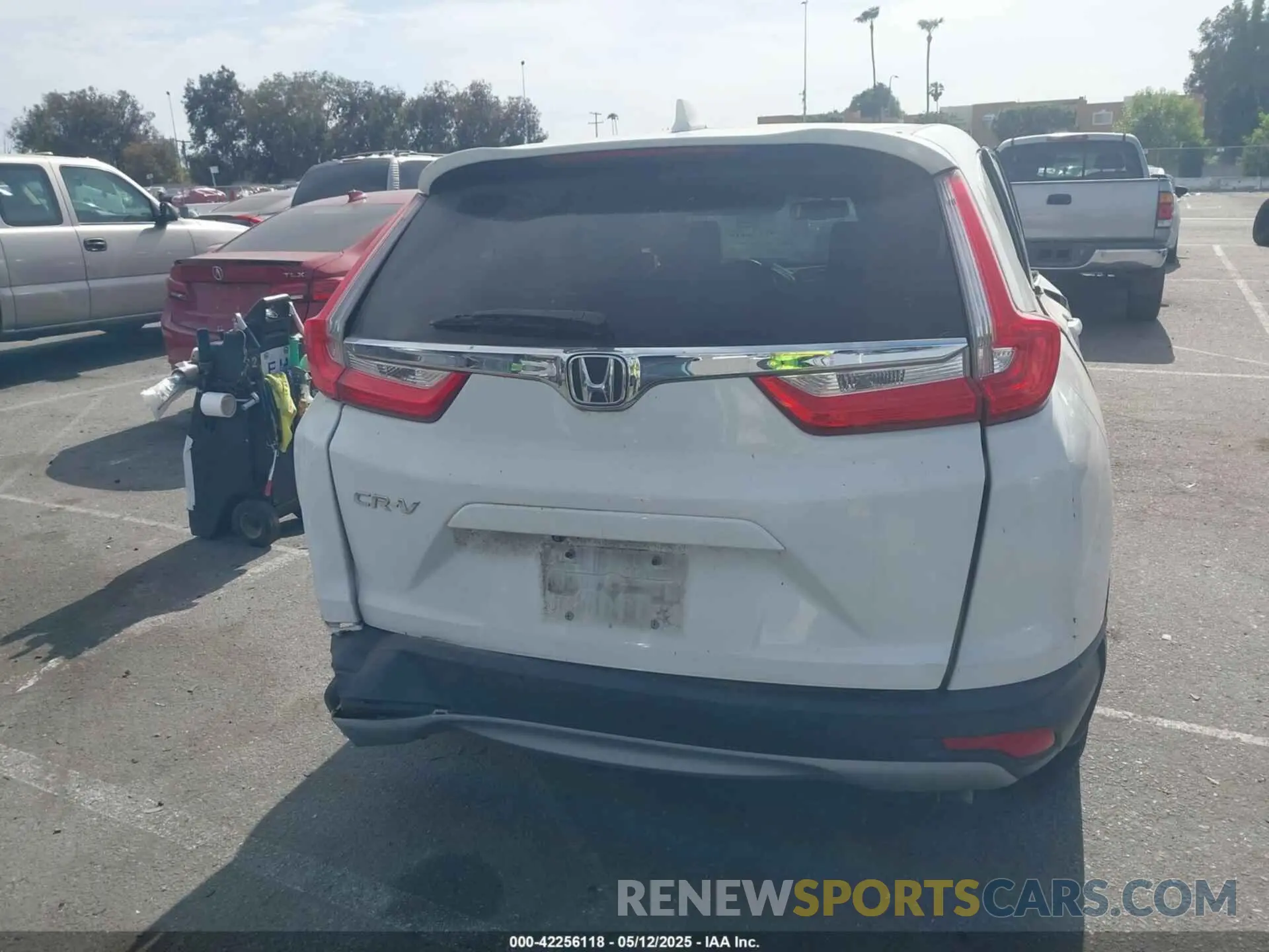 16 Photograph of a damaged car 5J6RW1H87KA048527 HONDA CR-V 2019