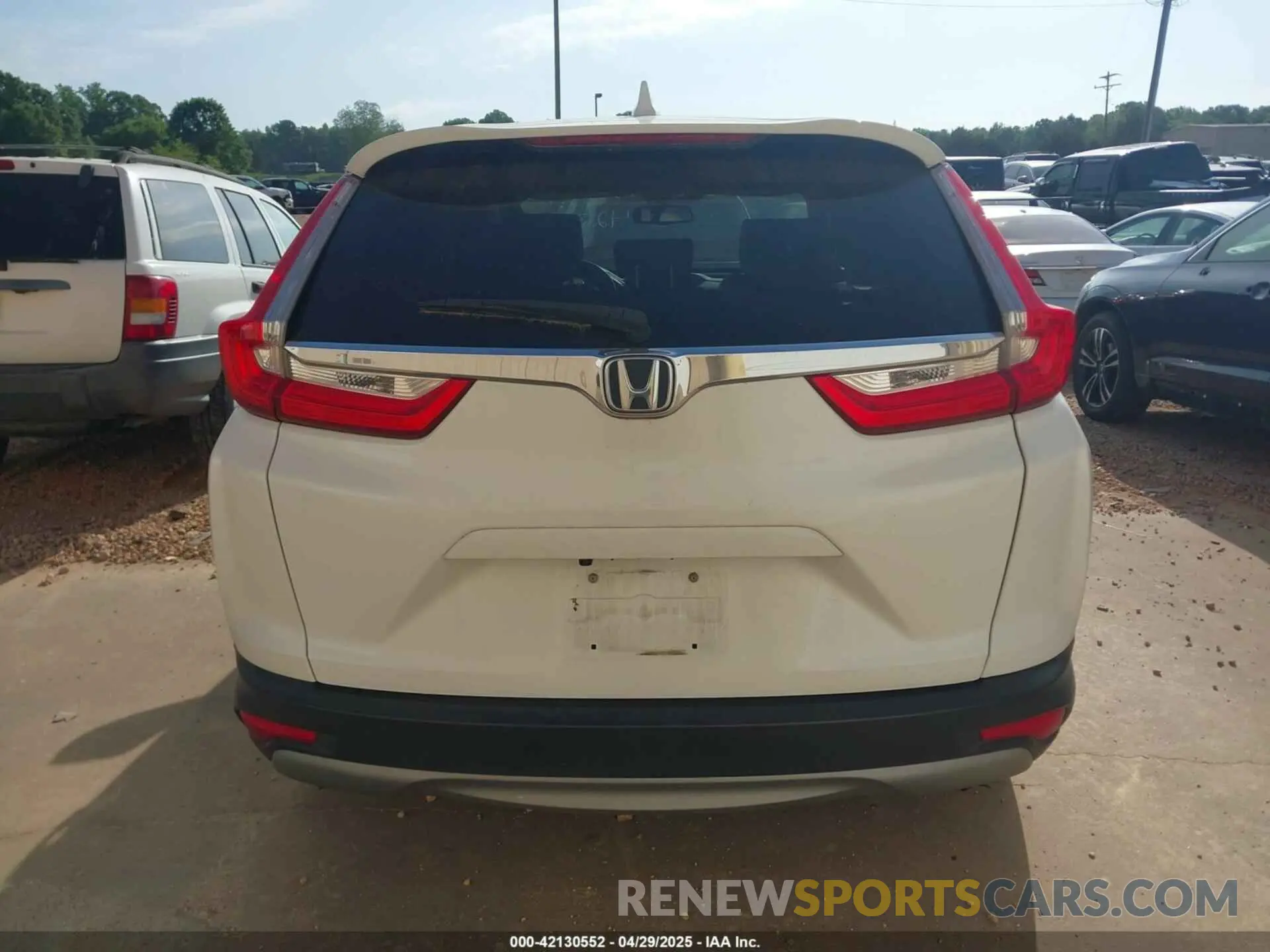 16 Photograph of a damaged car 5J6RW1H87KL006234 HONDA CR-V 2019