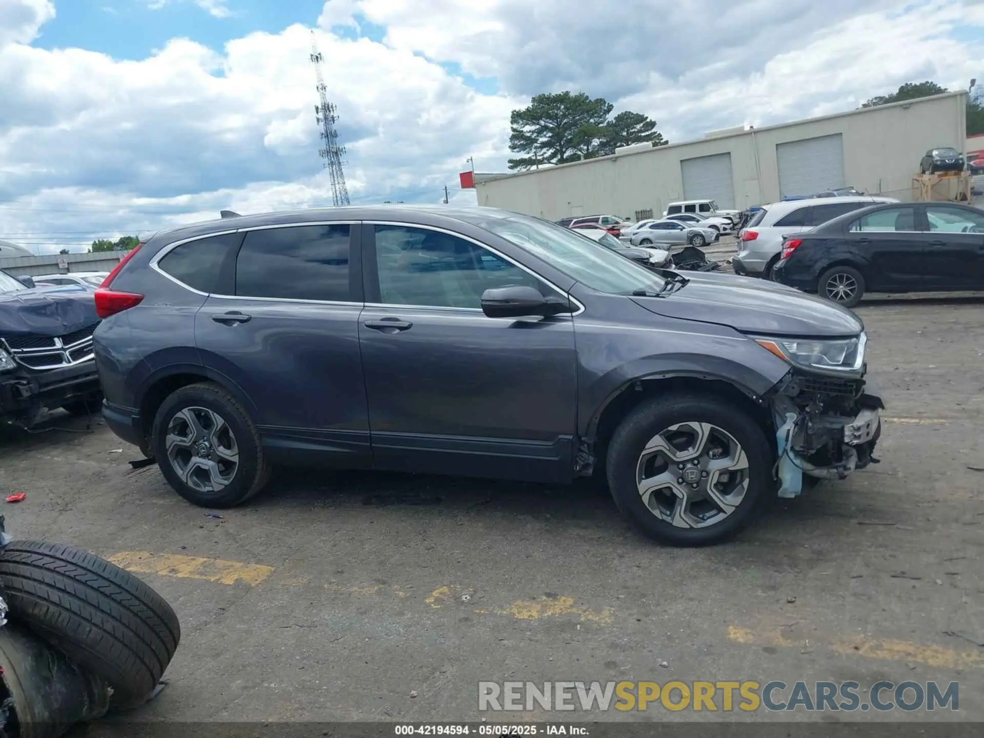 13 Photograph of a damaged car 5J6RW1H88KA027153 HONDA CR-V 2019