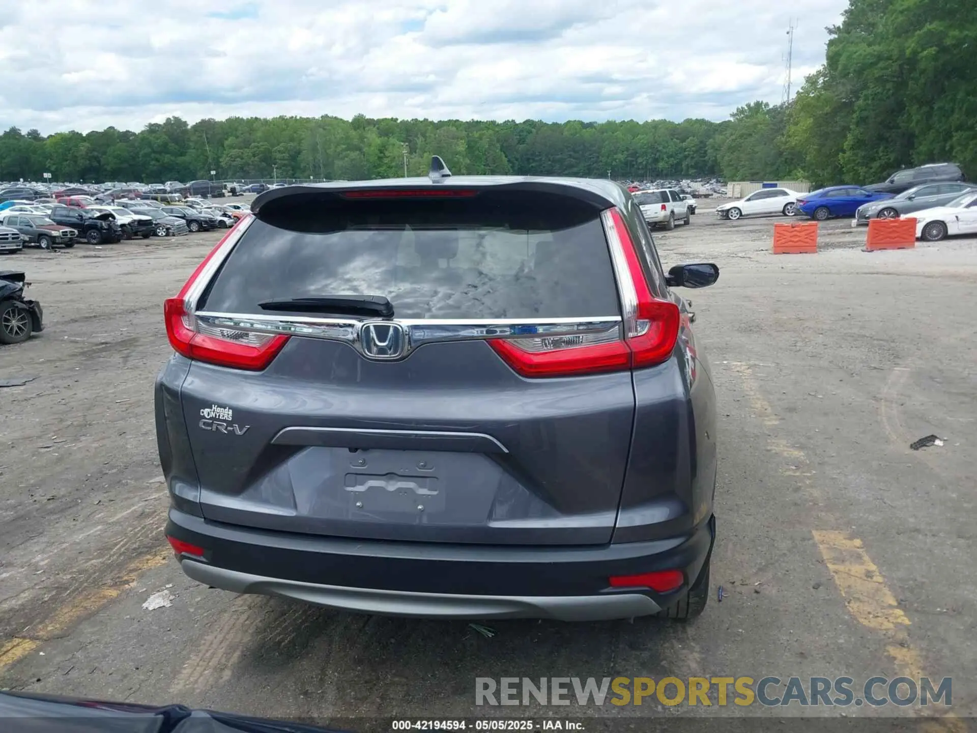 16 Photograph of a damaged car 5J6RW1H88KA027153 HONDA CR-V 2019