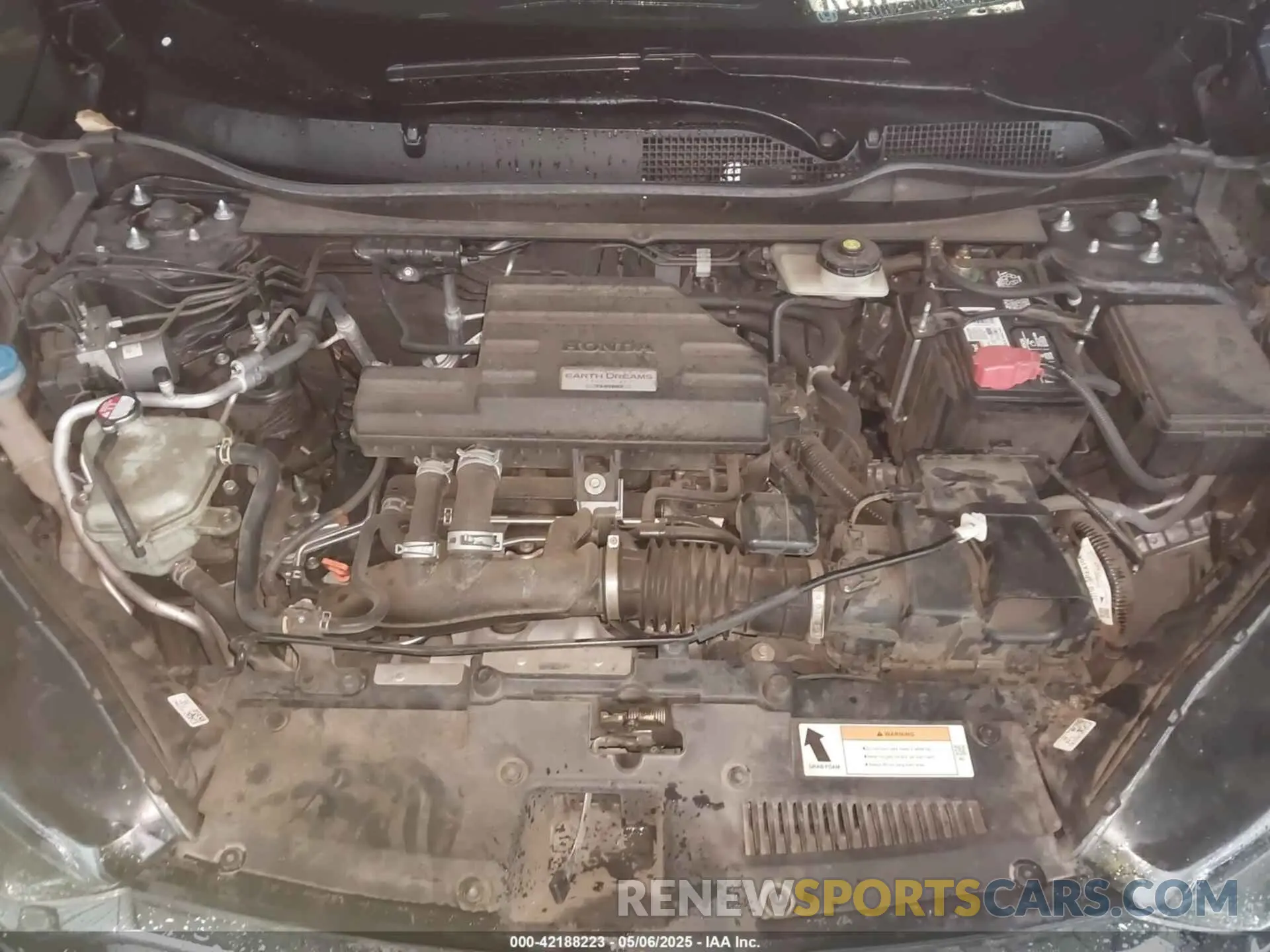 10 Photograph of a damaged car 5J6RW1H88KA046723 HONDA CR-V 2019
