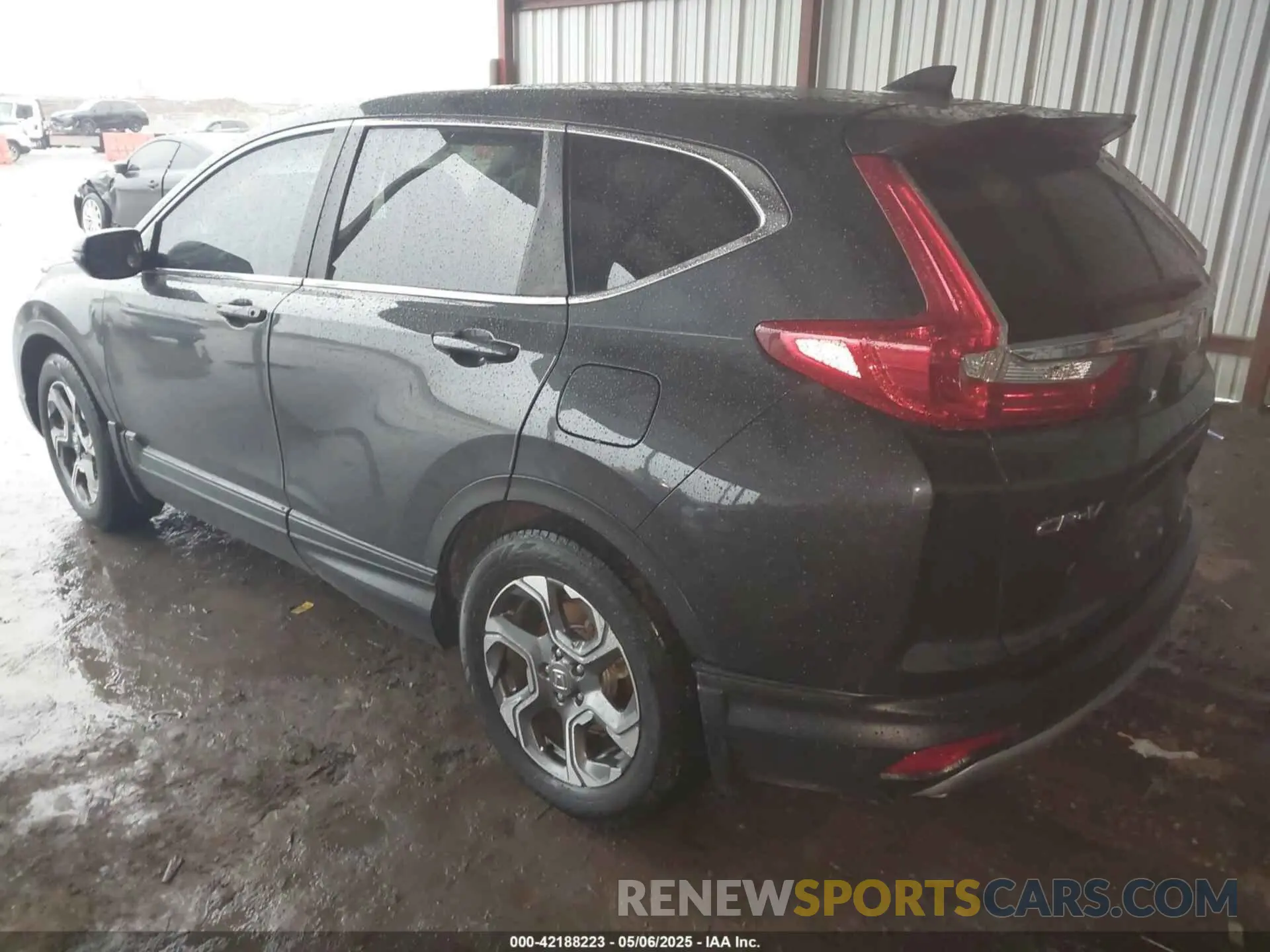 3 Photograph of a damaged car 5J6RW1H88KA046723 HONDA CR-V 2019