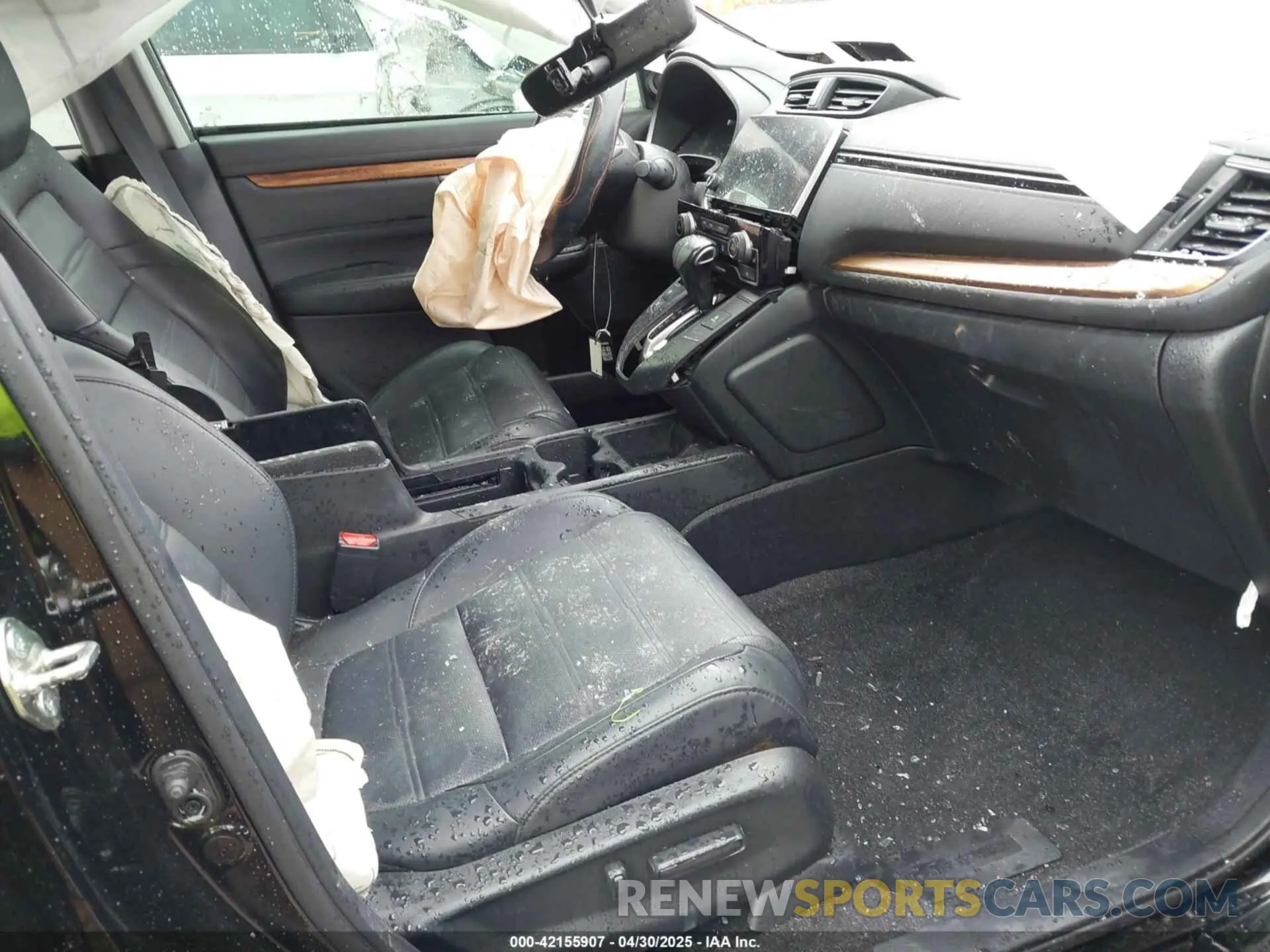 5 Photograph of a damaged car 5J6RW1H8XKA001475 HONDA CR-V 2019