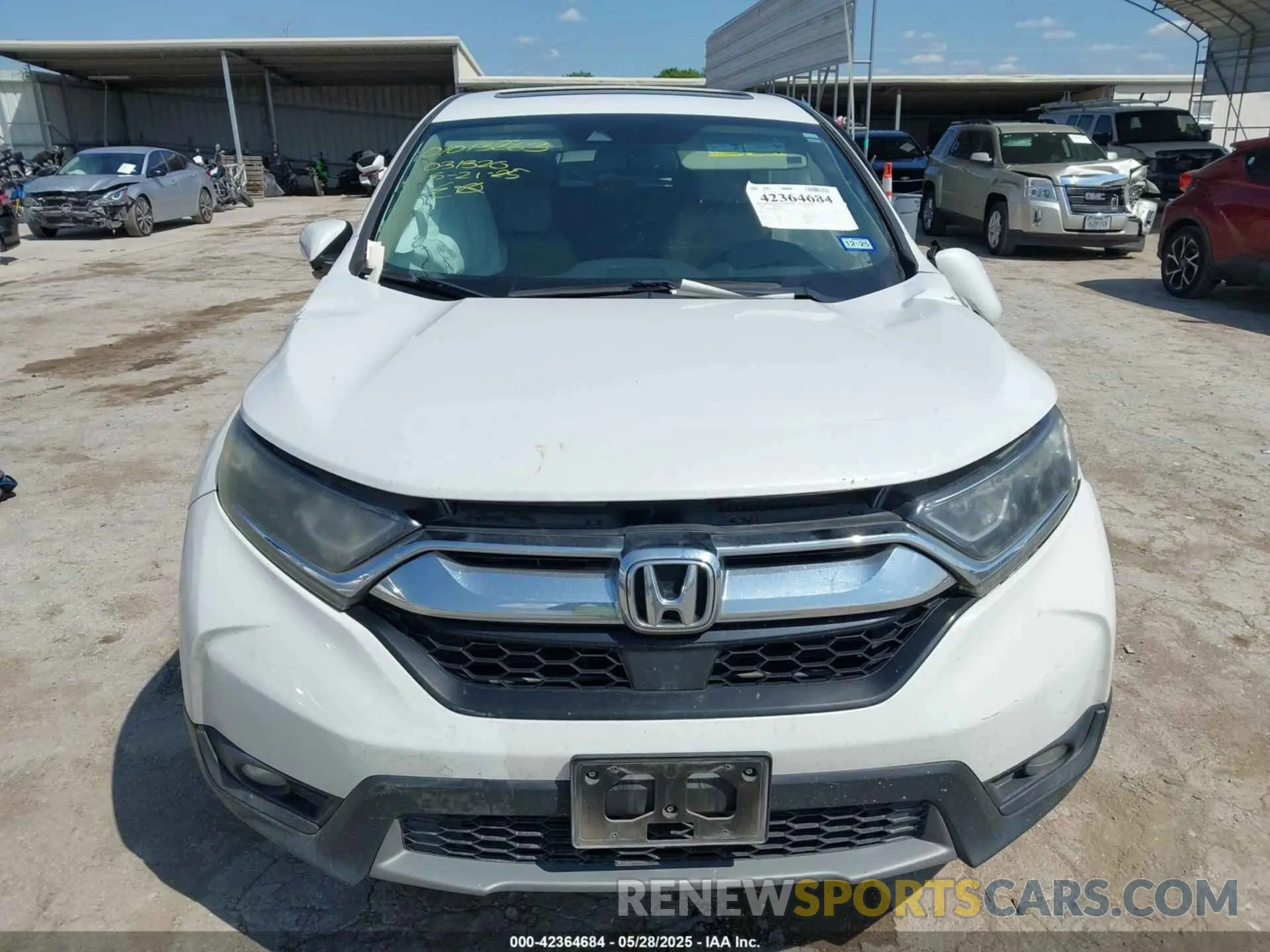 11 Photograph of a damaged car 5J6RW1H8XKA031320 HONDA CR-V 2019