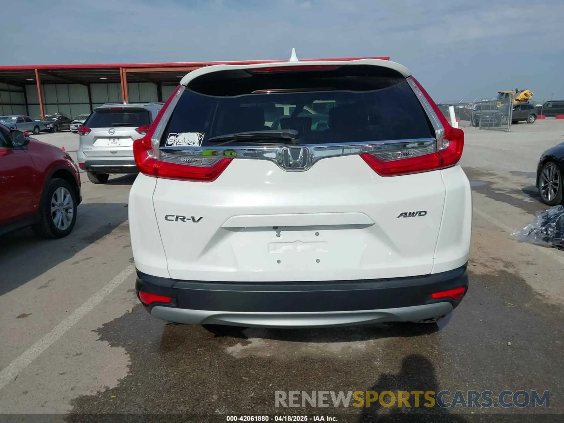 16 Photograph of a damaged car 5J6RW2H50KA004428 HONDA CR-V 2019
