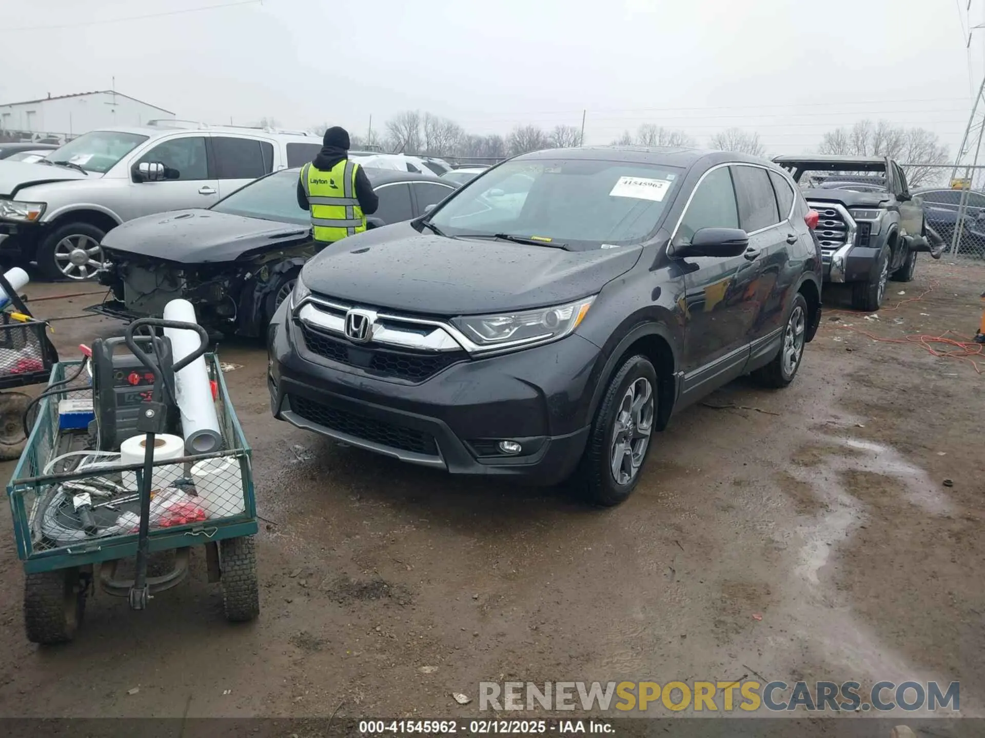 2 Photograph of a damaged car 5J6RW2H50KA011430 HONDA CR-V 2019