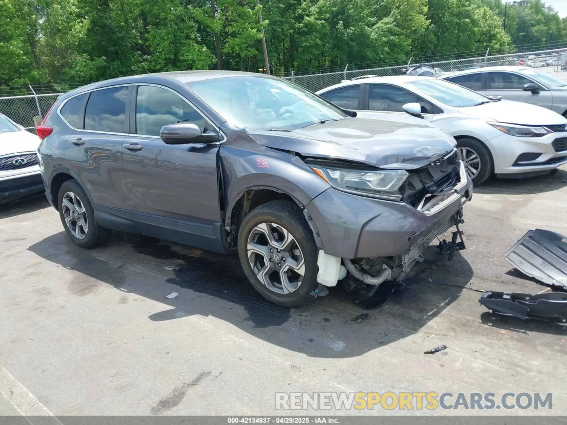 1 Photograph of a damaged car 5J6RW2H51KL007925 HONDA CR-V 2019