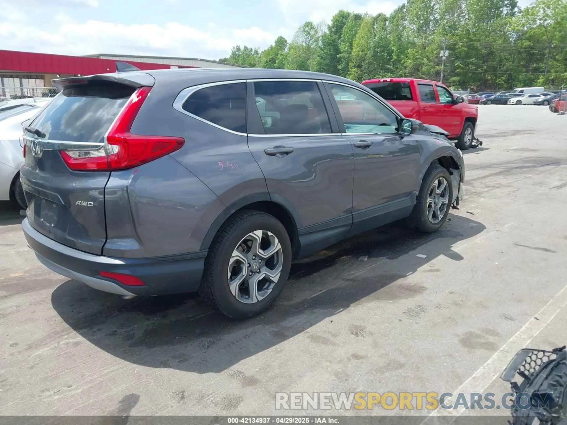 4 Photograph of a damaged car 5J6RW2H51KL007925 HONDA CR-V 2019