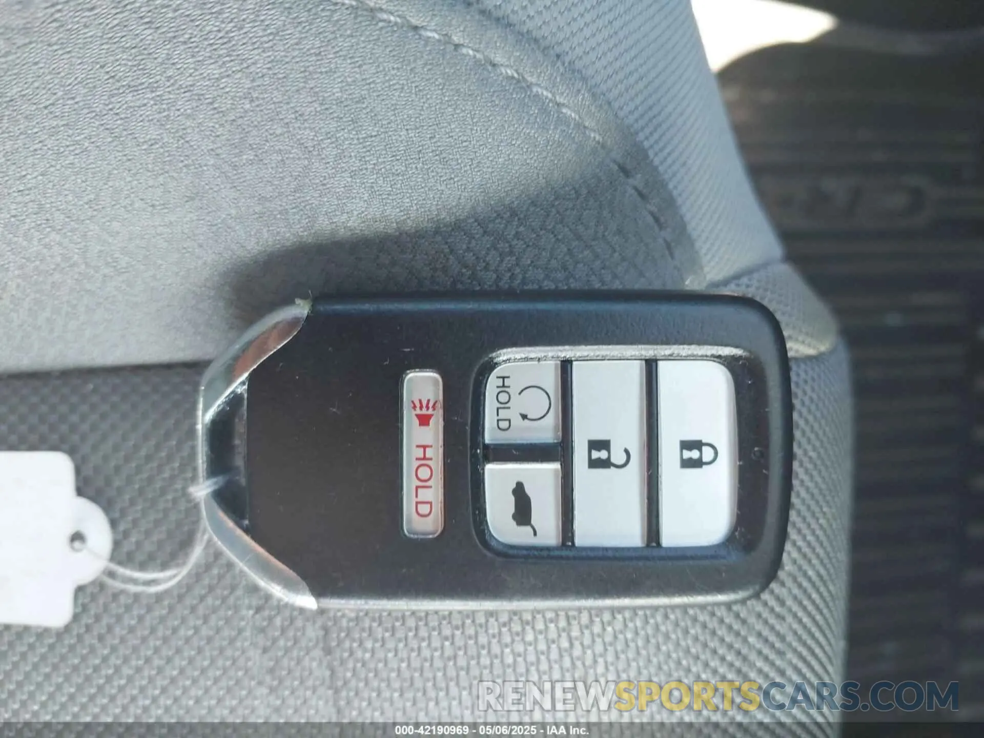11 Photograph of a damaged car 5J6RW2H52KA005029 HONDA CR-V 2019