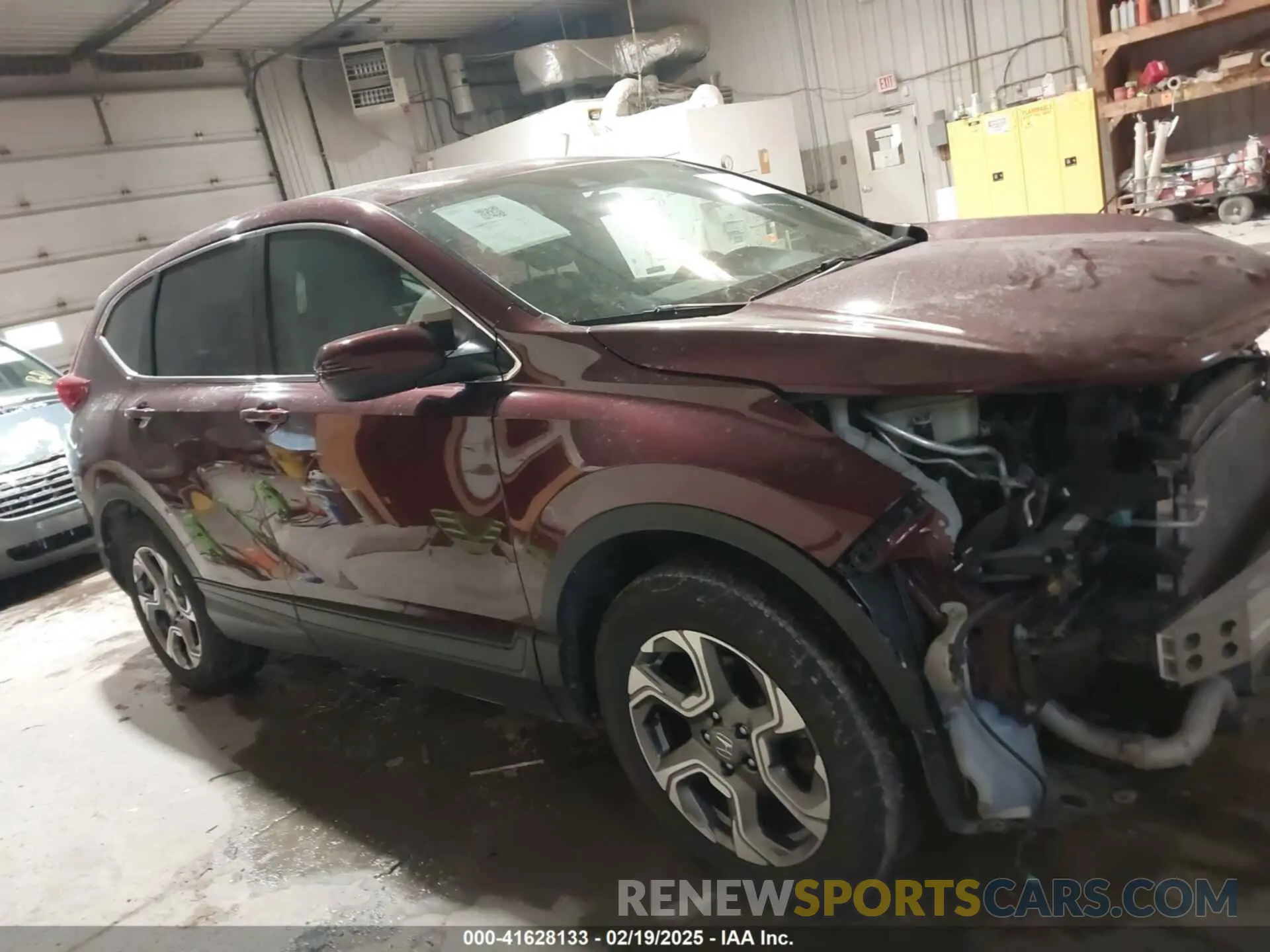 13 Photograph of a damaged car 5J6RW2H52KL021297 HONDA CR-V 2019