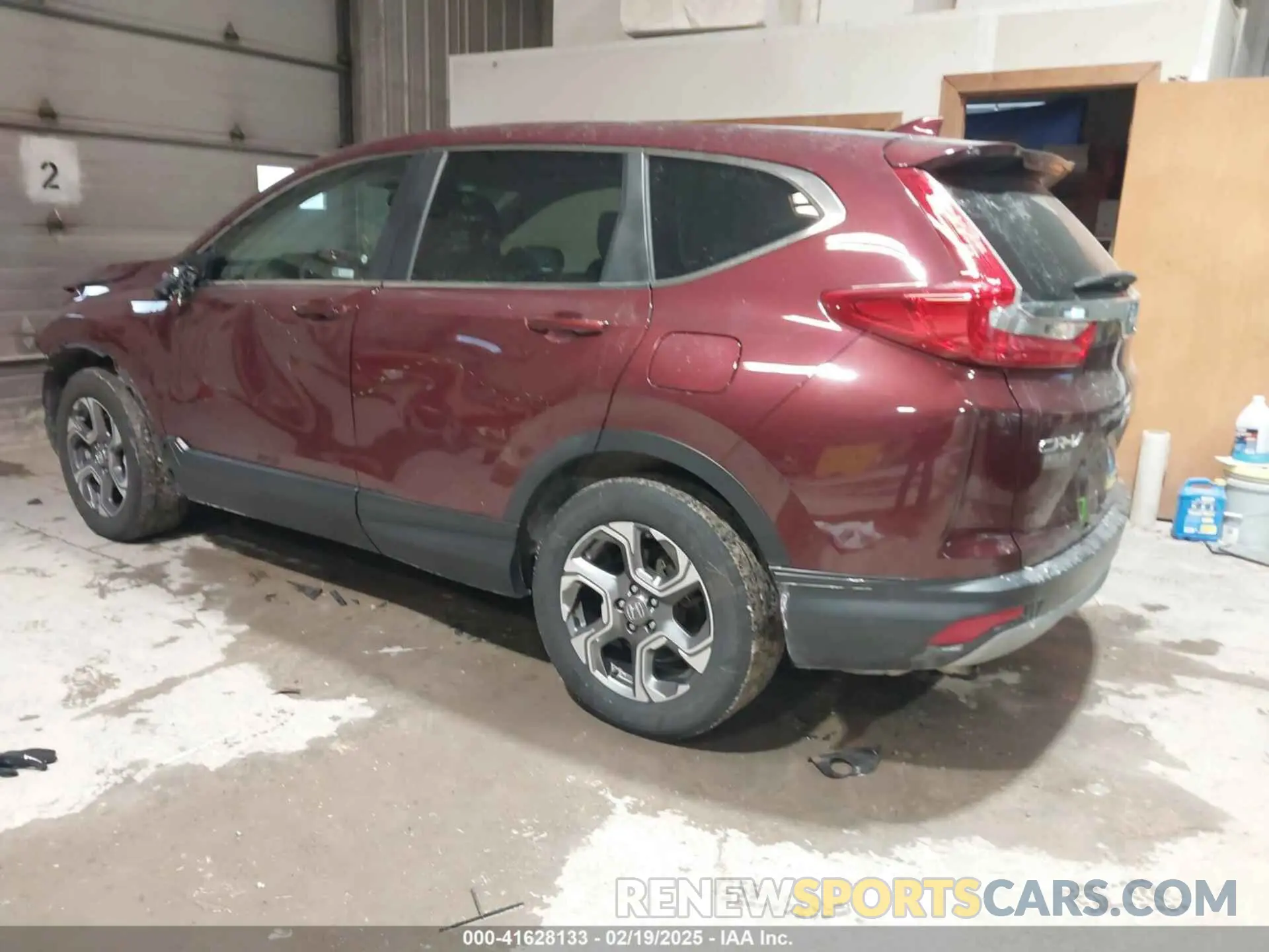 3 Photograph of a damaged car 5J6RW2H52KL021297 HONDA CR-V 2019