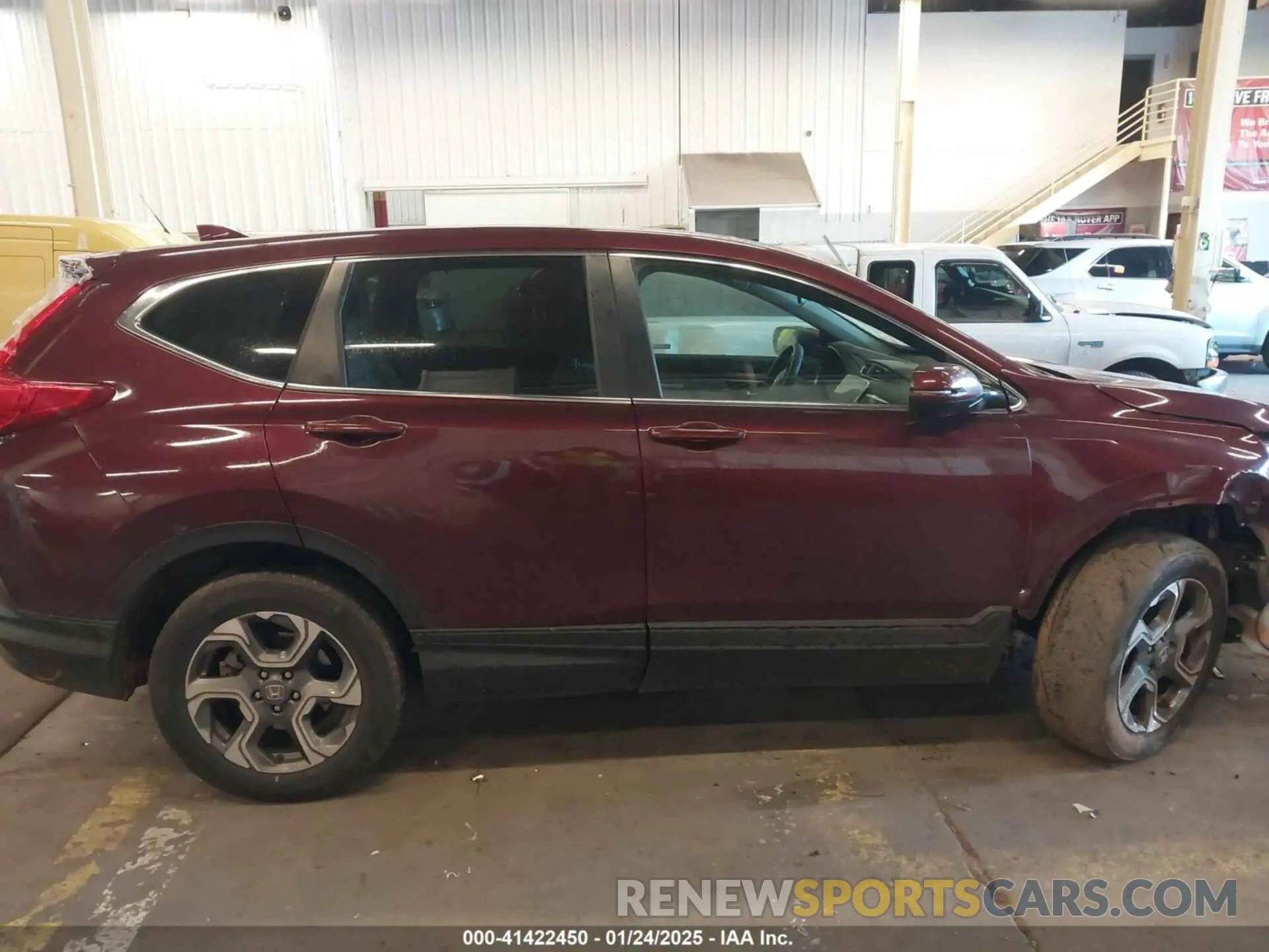14 Photograph of a damaged car 5J6RW2H53KL007733 HONDA CR-V 2019