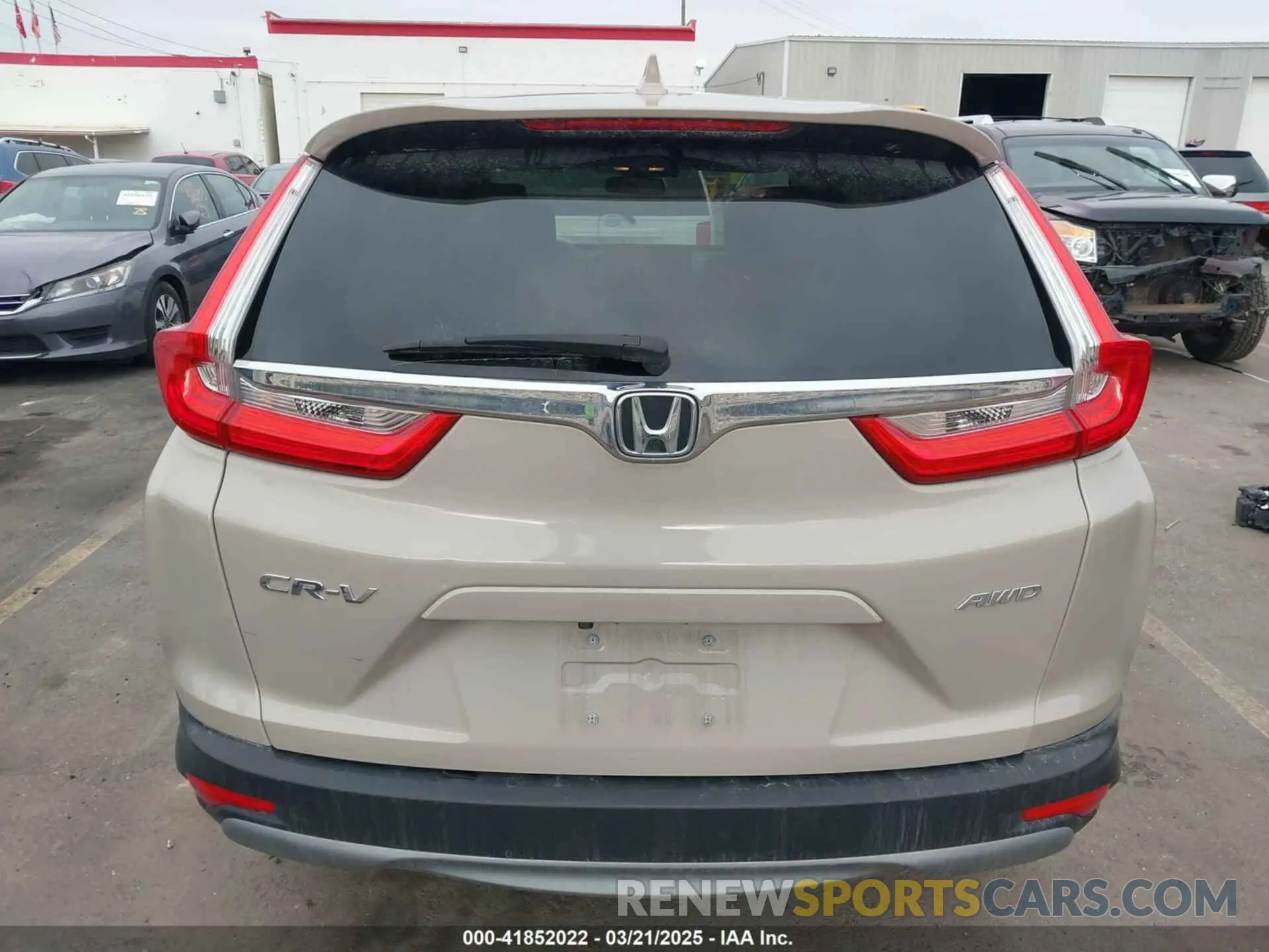 16 Photograph of a damaged car 5J6RW2H53KL019509 HONDA CR-V 2019