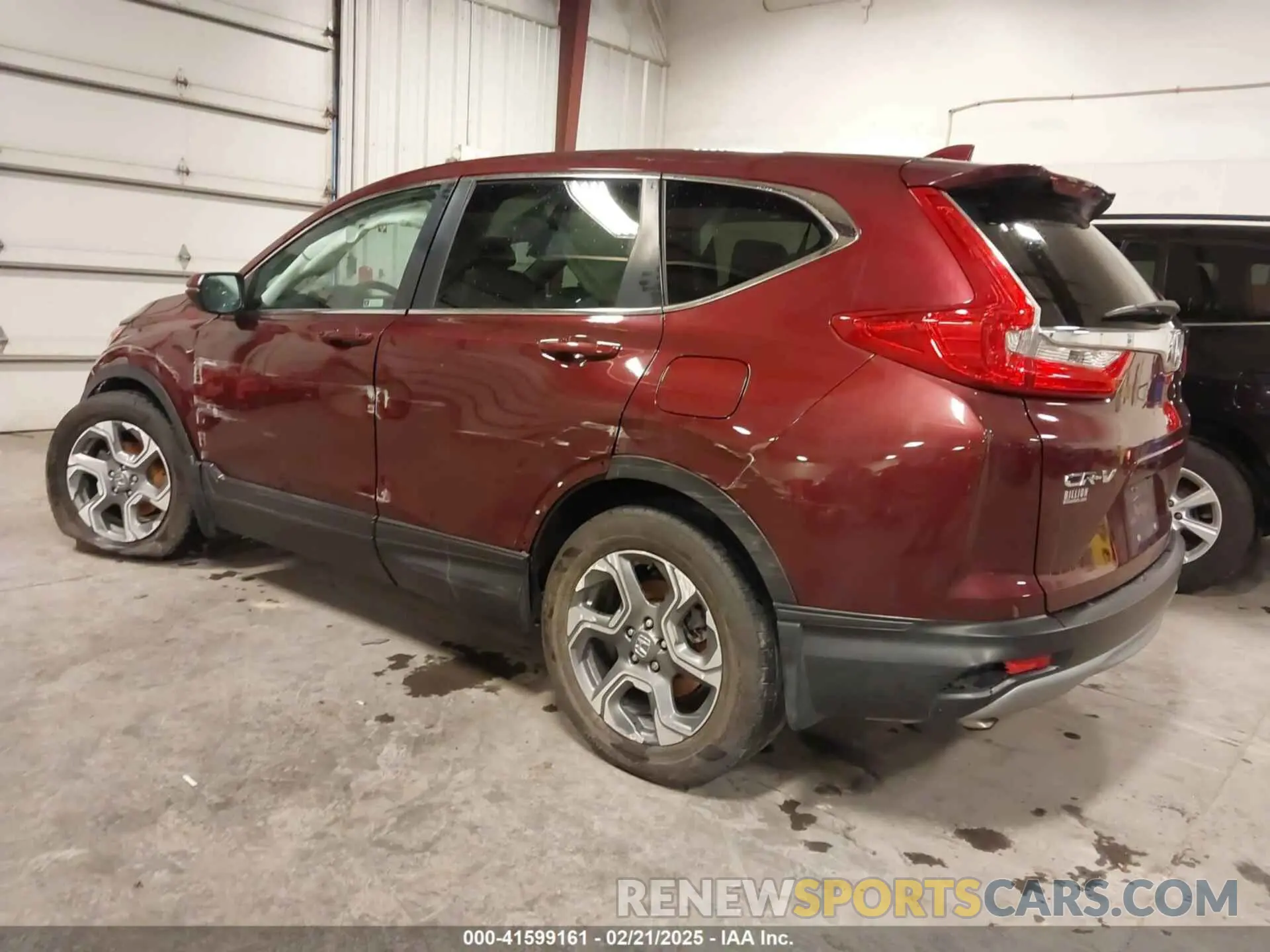 3 Photograph of a damaged car 5J6RW2H55KL021343 HONDA CR-V 2019