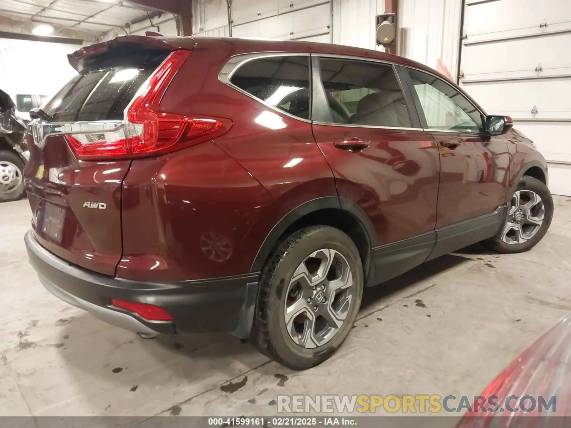 4 Photograph of a damaged car 5J6RW2H55KL021343 HONDA CR-V 2019