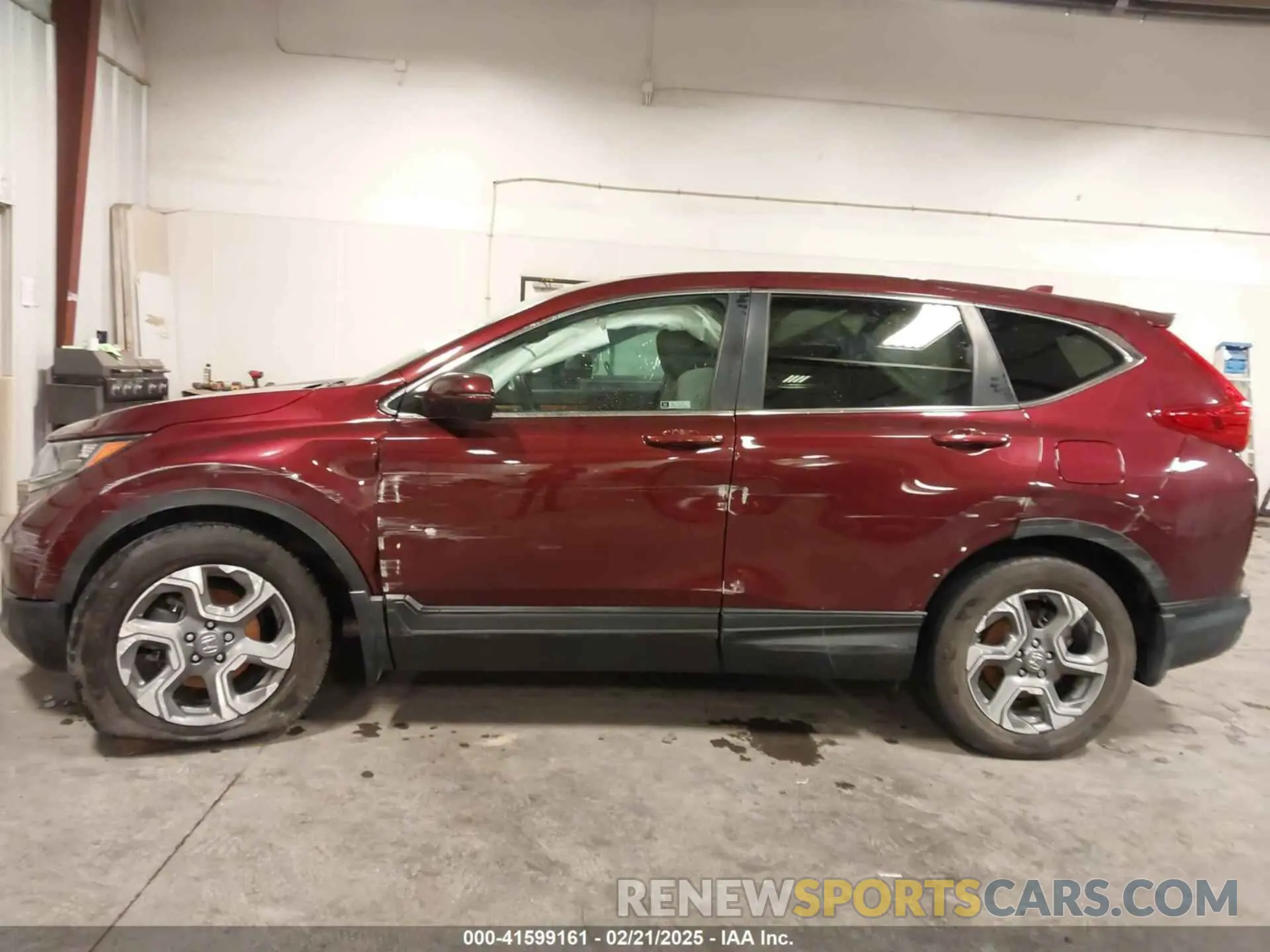 6 Photograph of a damaged car 5J6RW2H55KL021343 HONDA CR-V 2019
