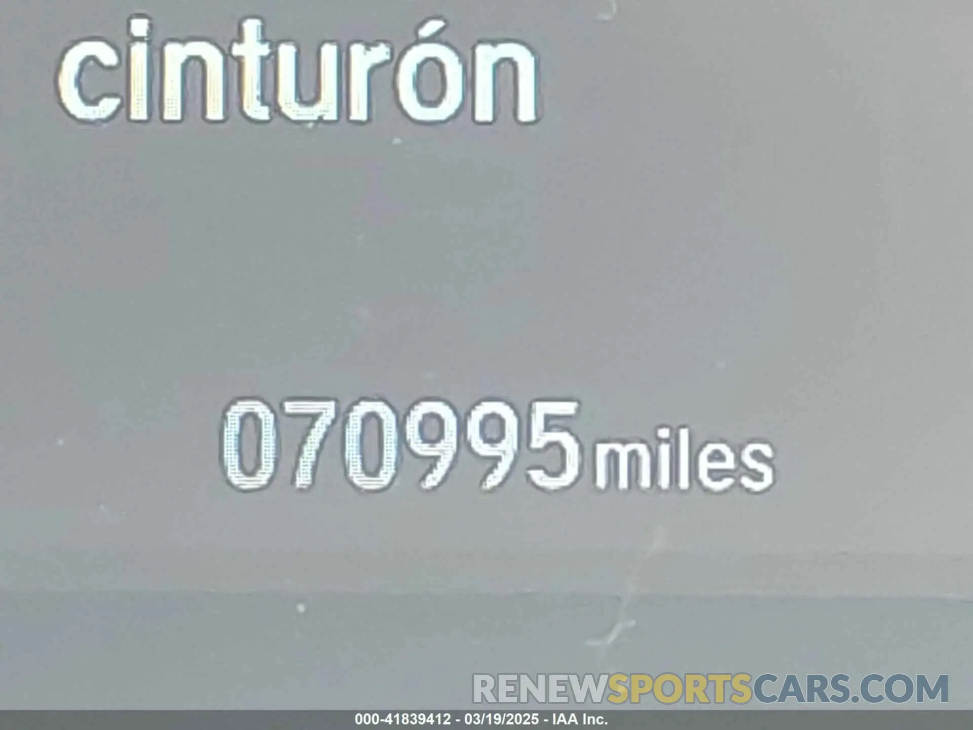 16 Photograph of a damaged car 5J6RW2H56KL009251 HONDA CR-V 2019