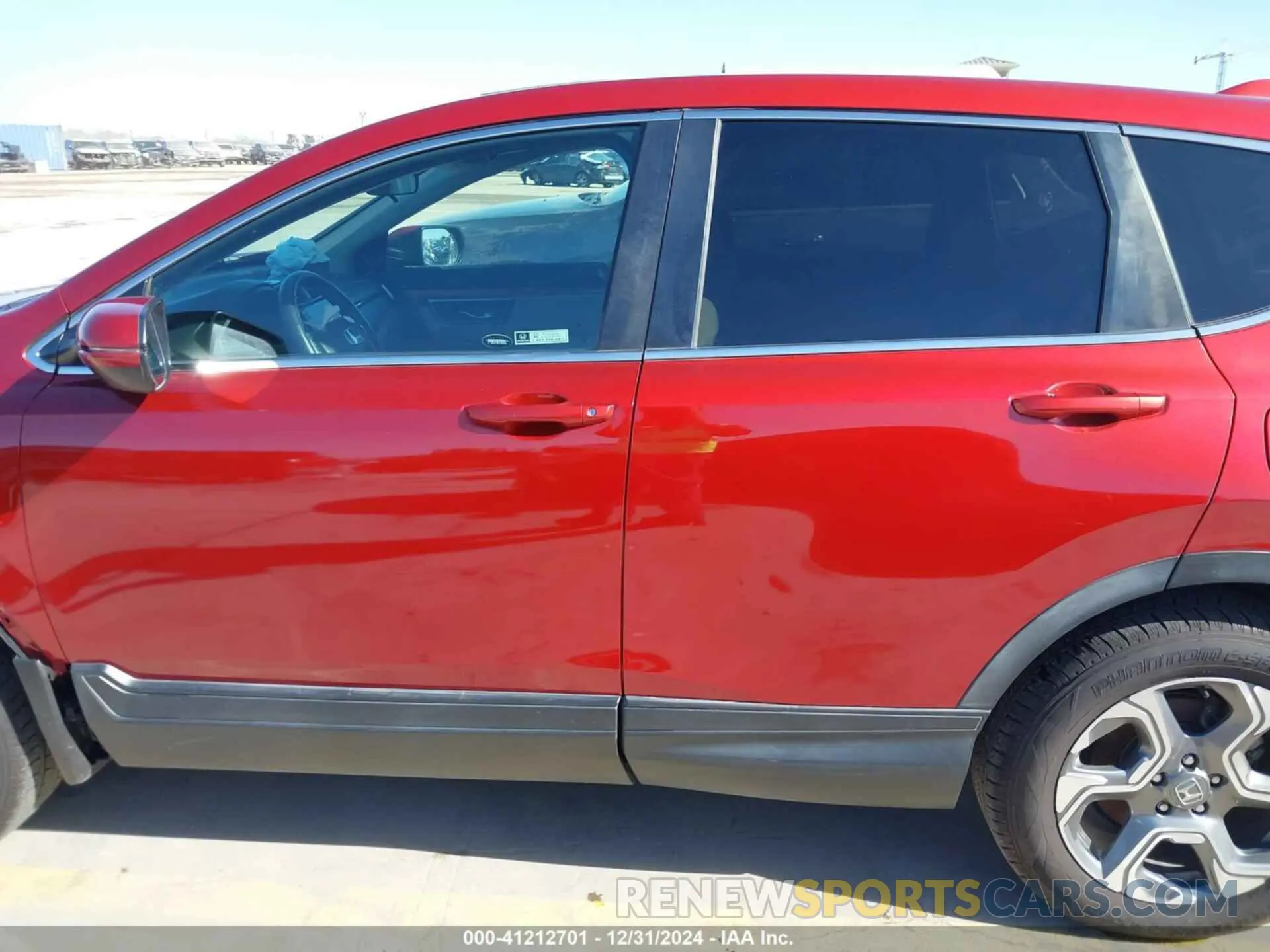 15 Photograph of a damaged car 5J6RW2H57KL008089 HONDA CR-V 2019