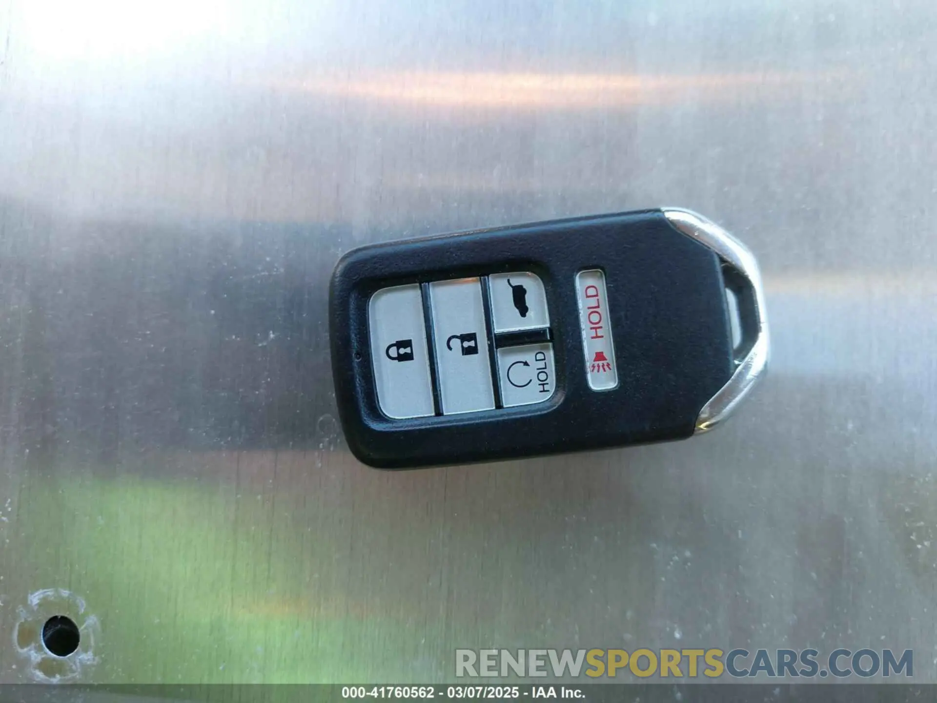 11 Photograph of a damaged car 5J6RW2H5XKL015974 HONDA CR-V 2019