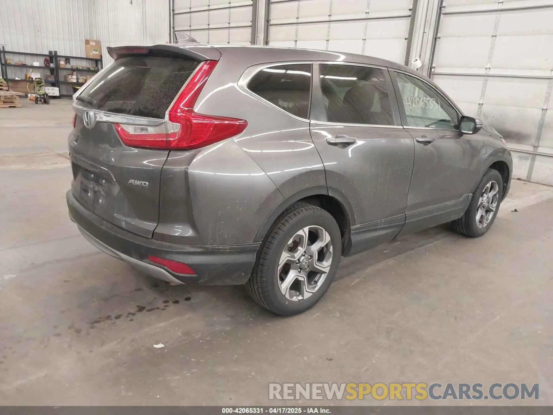 4 Photograph of a damaged car 5J6RW2H81KA020180 HONDA CR-V 2019