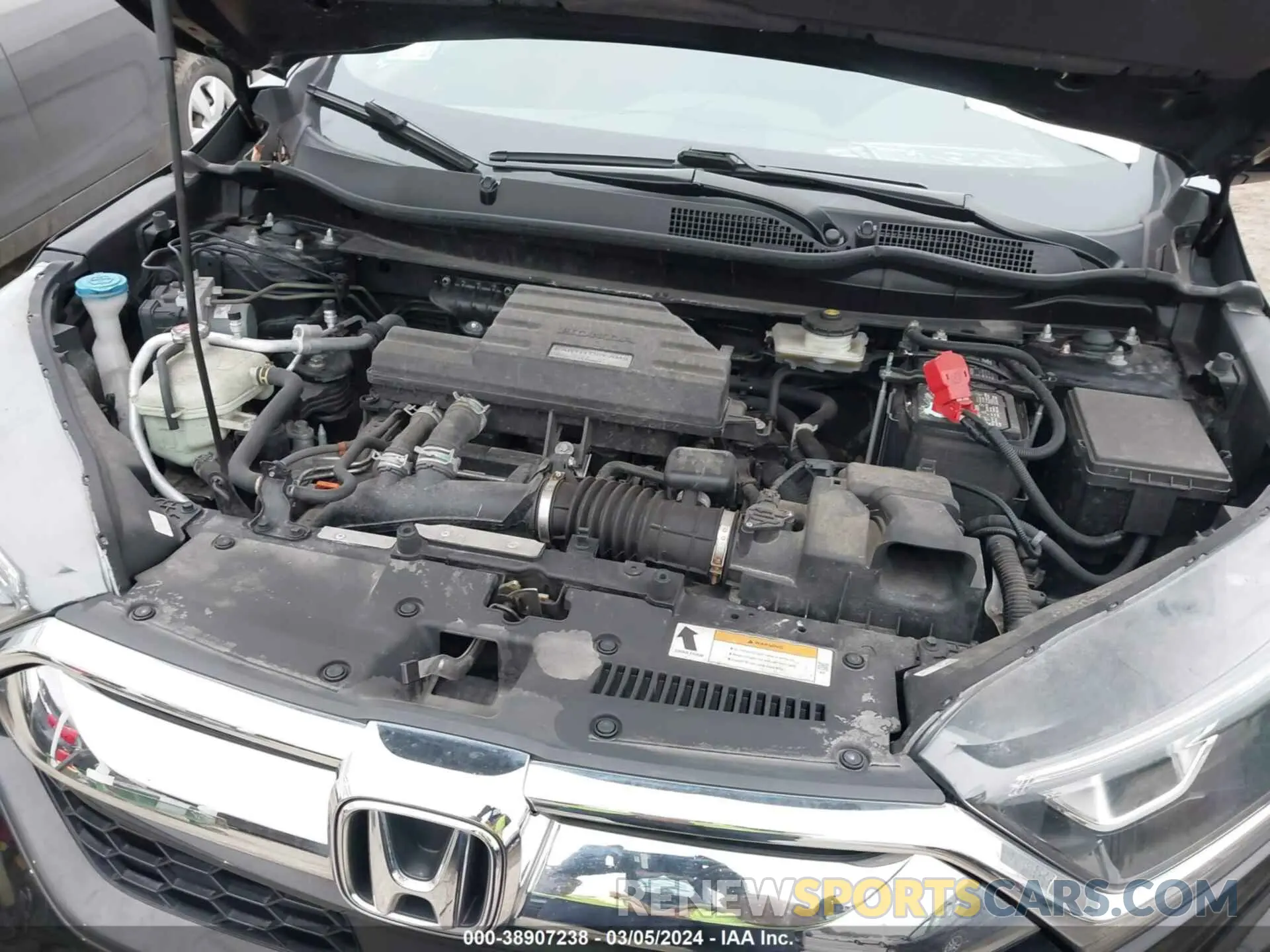10 Photograph of a damaged car 5J6RW2H81KL023875 HONDA CR-V 2019