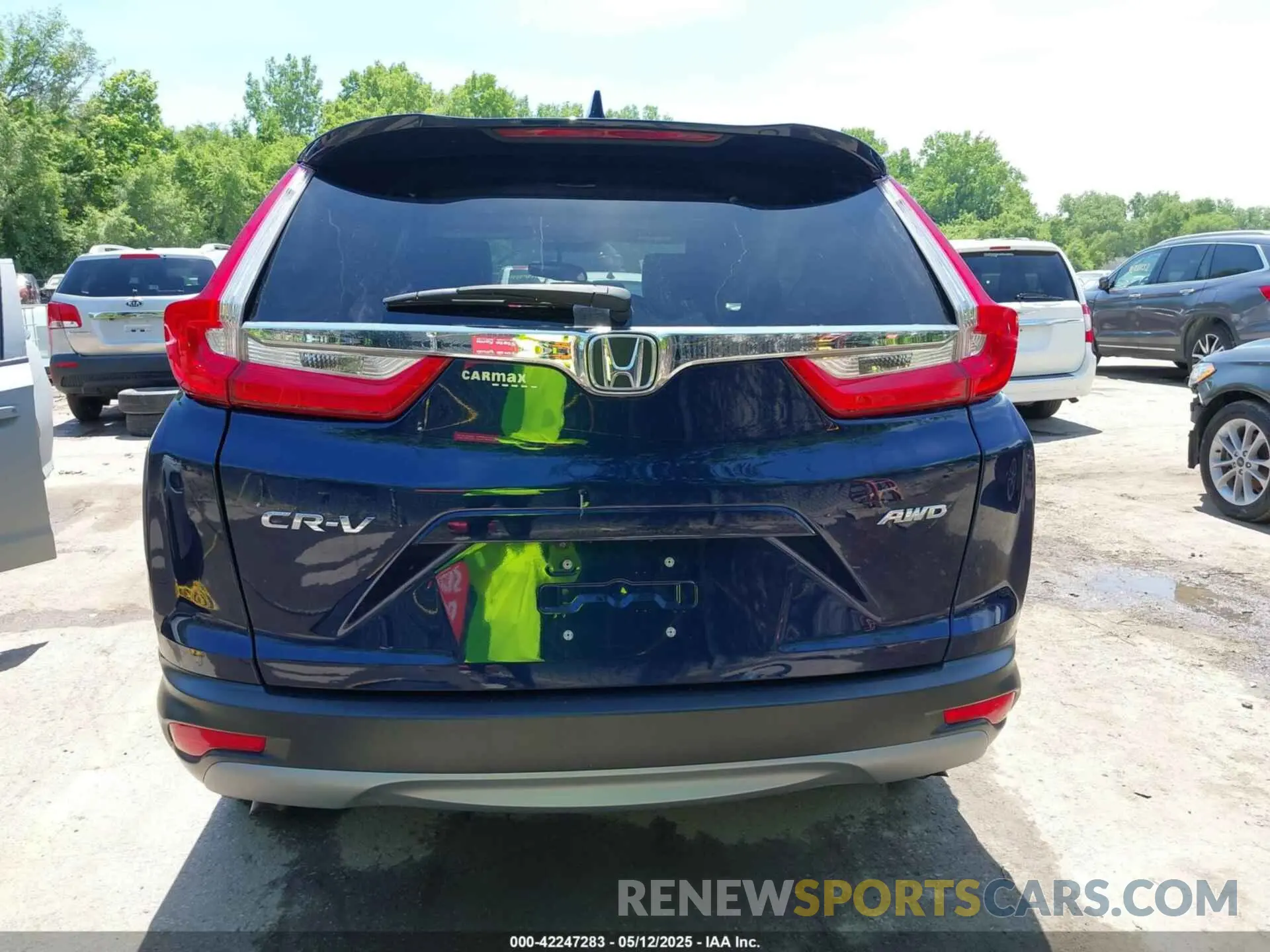 16 Photograph of a damaged car 5J6RW2H82KL020631 HONDA CR-V 2019