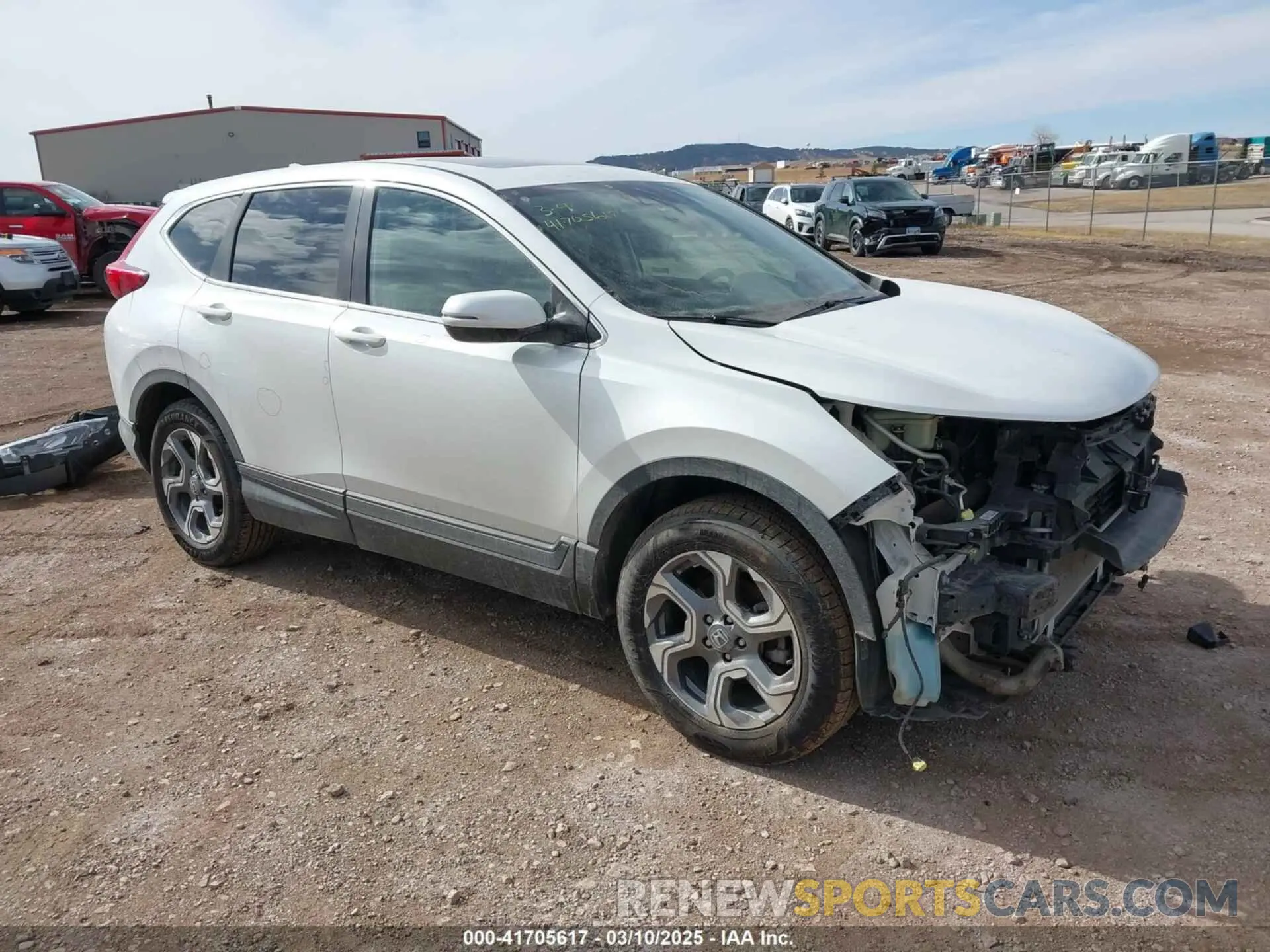 1 Photograph of a damaged car 5J6RW2H83KA010069 HONDA CR-V 2019